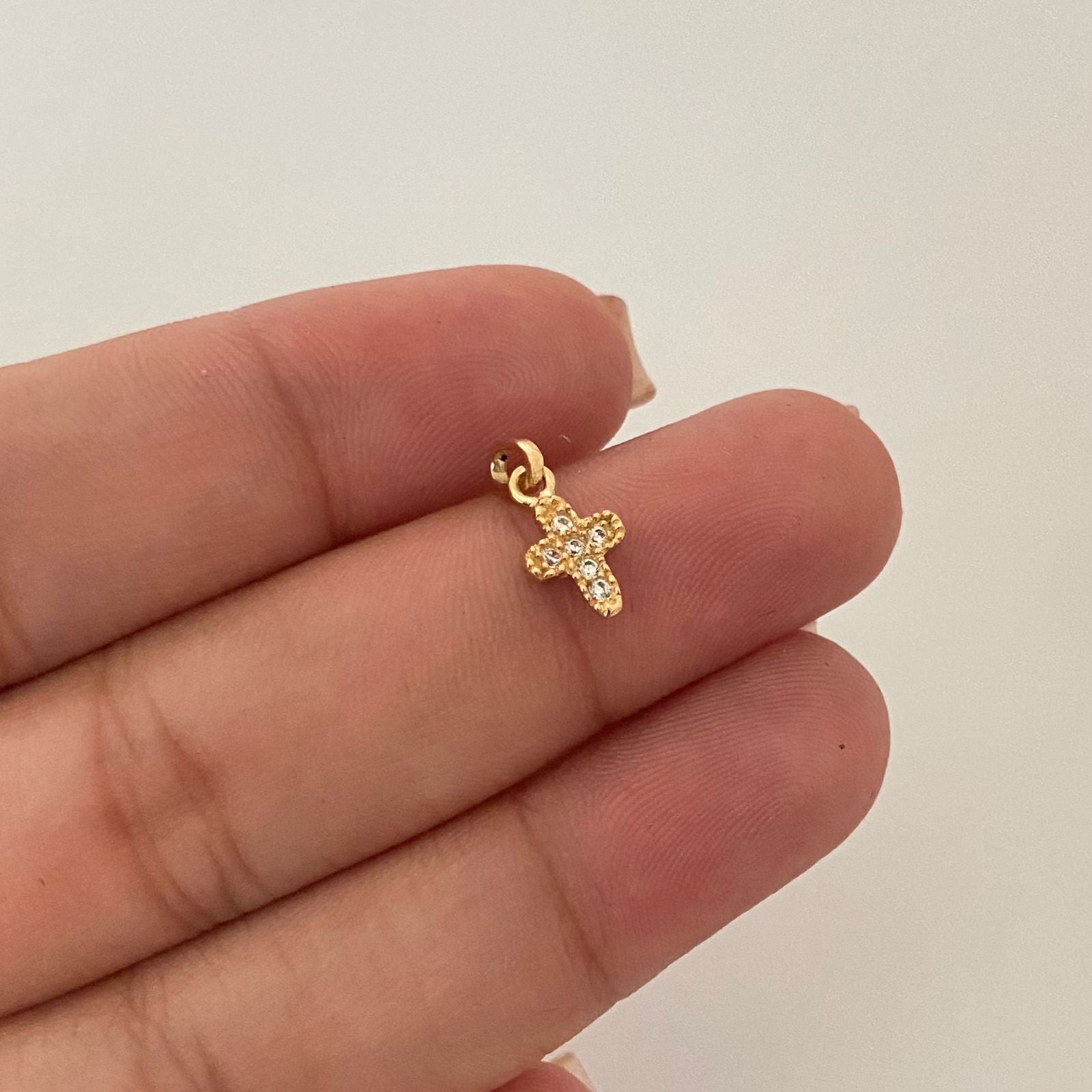 Dije cruz casting blanco puntas redondas Oro amarillo 18k 0,50 Gr / 1,5 Cm