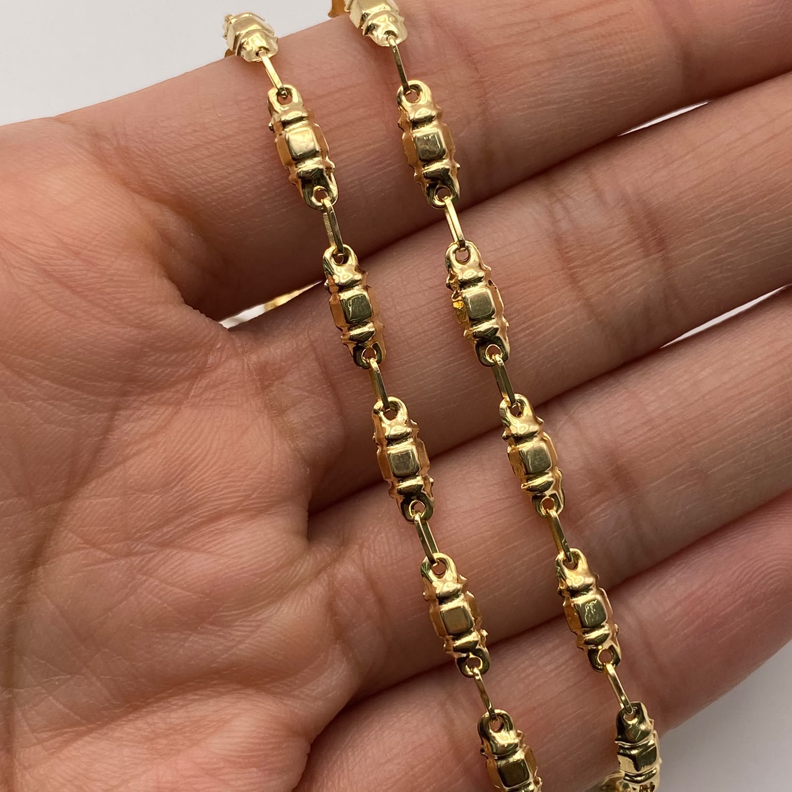 Cadena Rustica Oro amarillo 18k 4,80 Gr / 3,7 mm / 42 Cm Broche 0,40