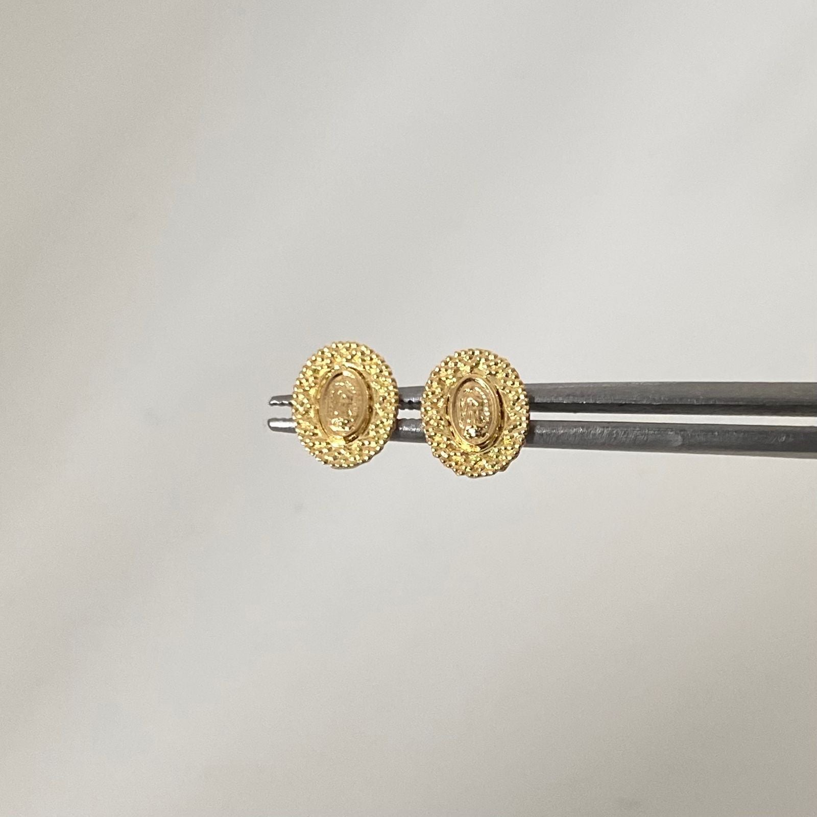 Topos silueta virgen guadalupe borde punteado Oro amarillo 18k 1,30 Gr / 7,3 mm