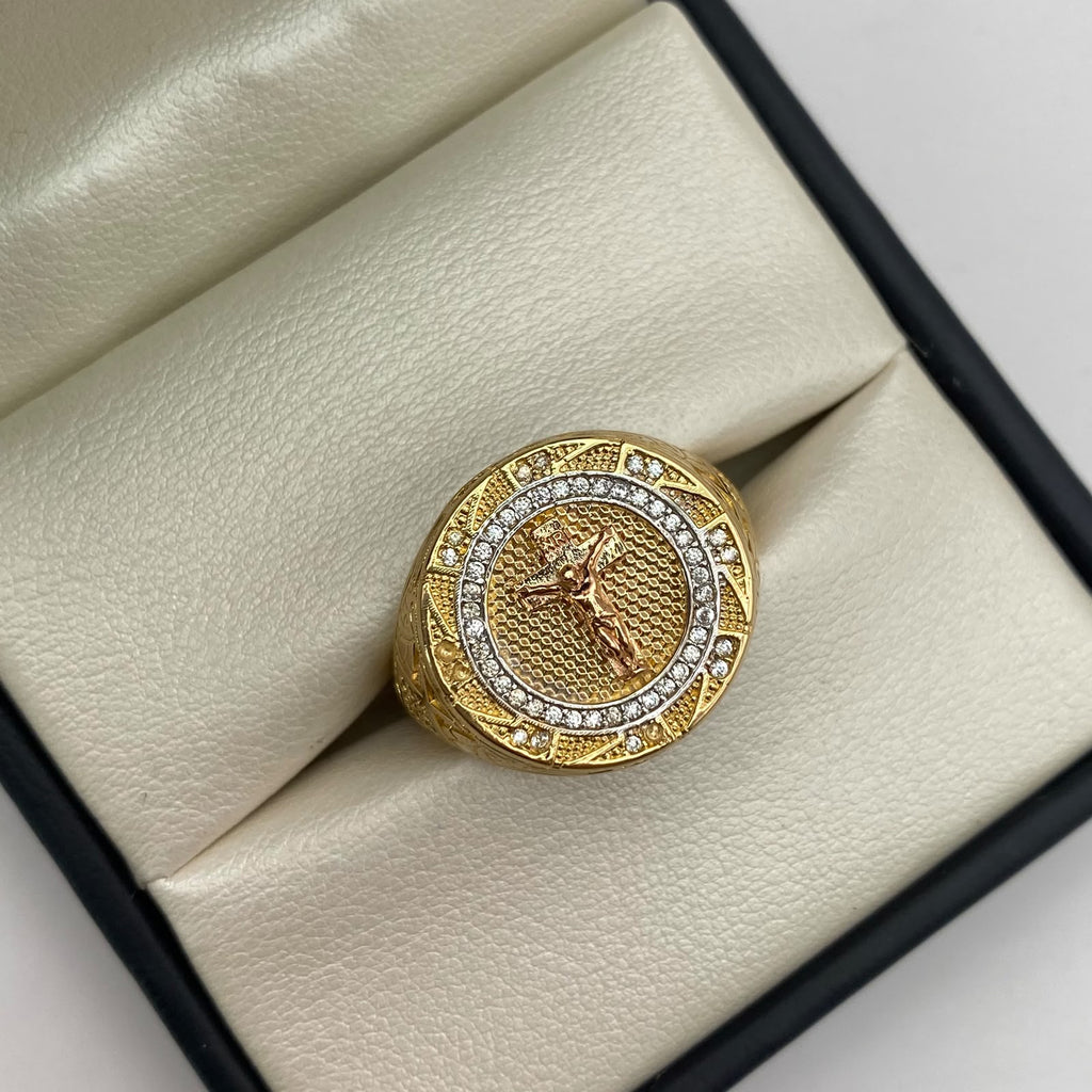 Anillo cruz cristo circones blancos Tres oros 18k / Talla 12 / 14,10 Gr / 4,93 mm