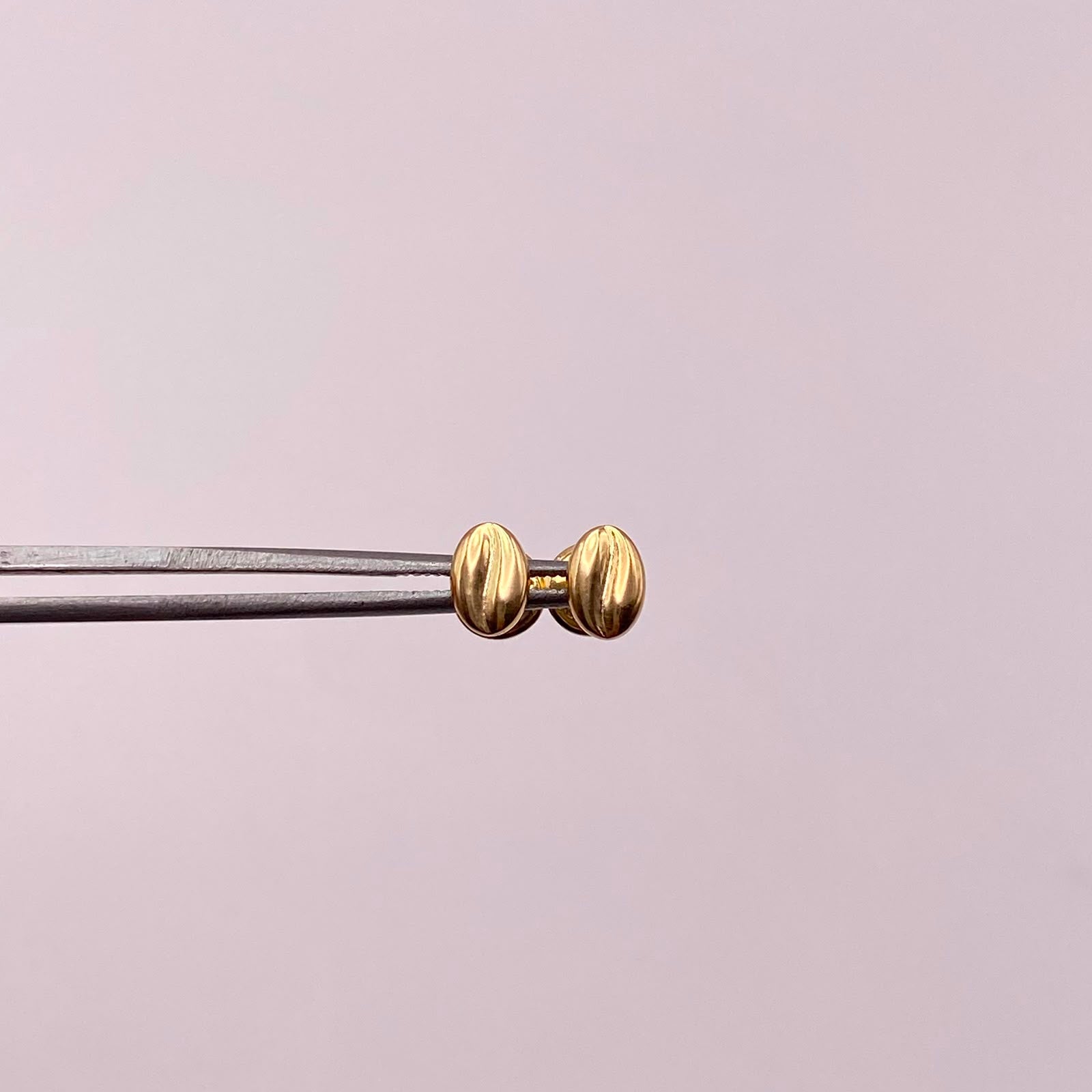 Topos Grano de cafe Oro amarillo 18k 0,5 Gr / 5 mm