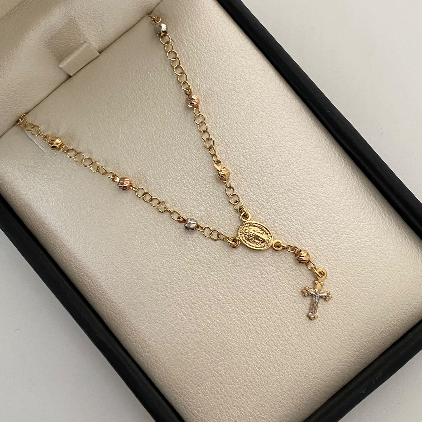 Pulso Denario Bola Diamantada 3mm Tres oros 18k 2,95 Gr / 18,6 Cm  Broche 0,30