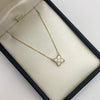 Cadena It Aro seguido Especial Flor Blanca Oro amarillo 18k 2,7 Gr / 0,6 mm / 45 Cm