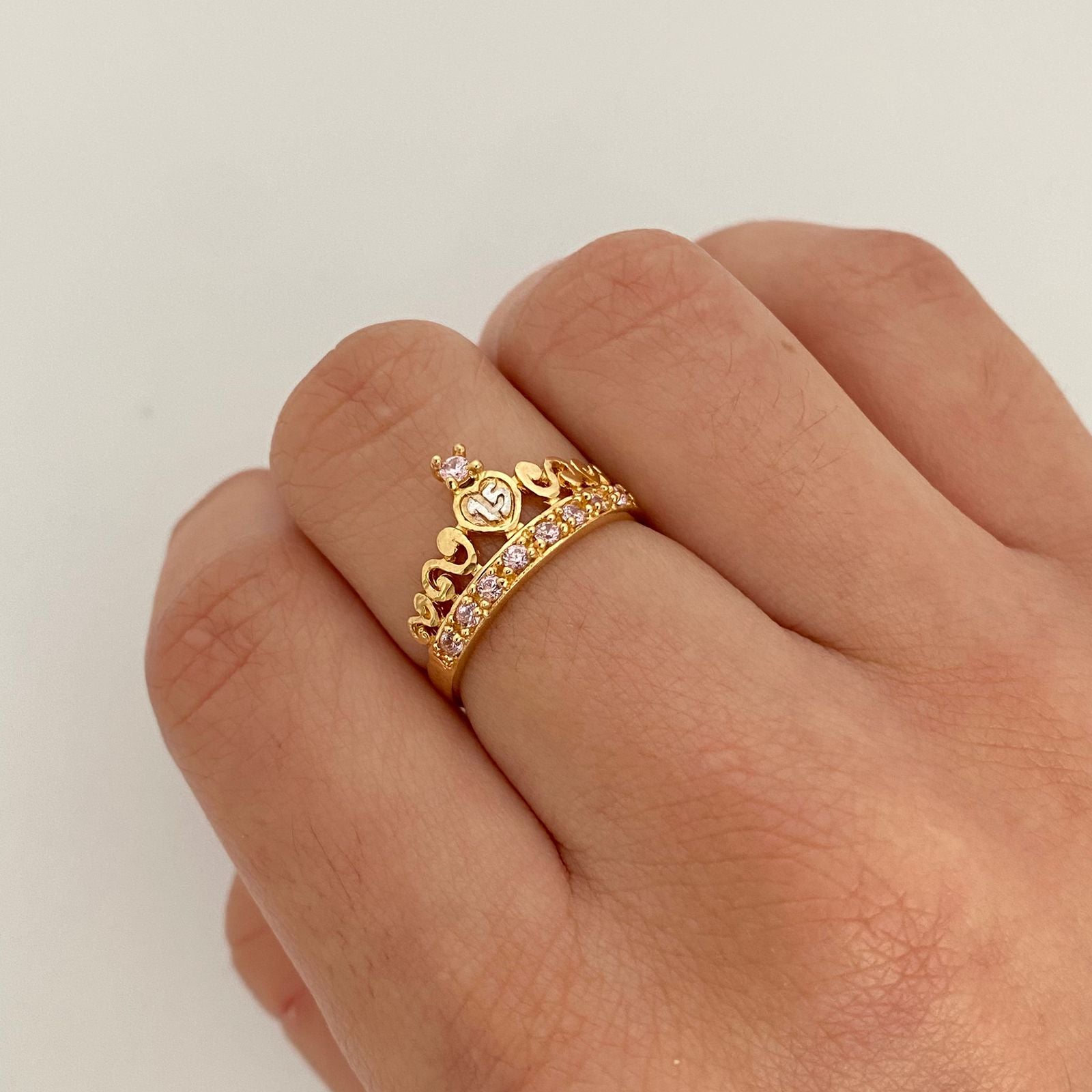 Anillo 15 corona punta y borde circones rosa Oro amarillo y Oro blanco 18k / Talla 6 3/4 / 2,4 Gr