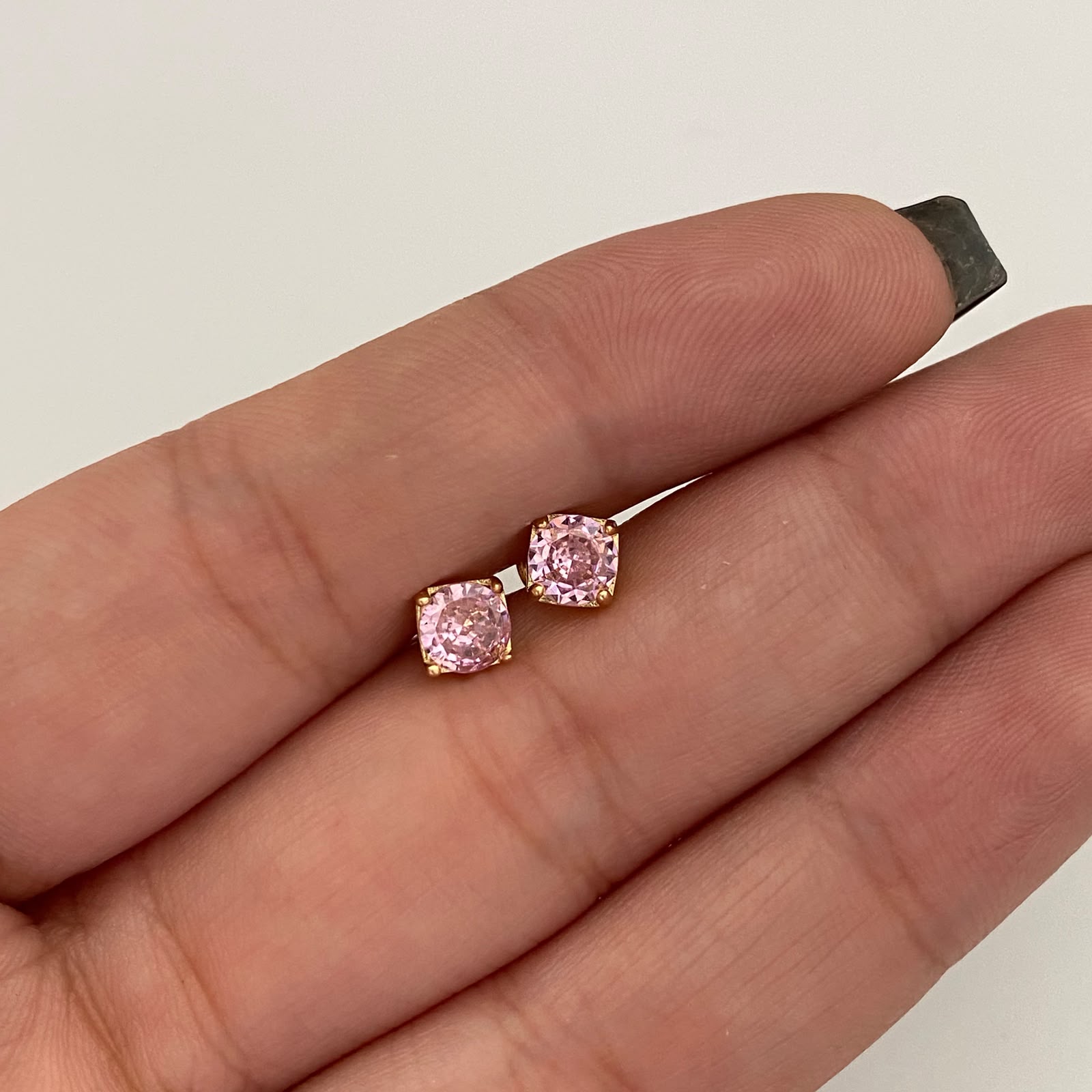 Topos Circon Rosa Pastel Oro amarillo 18k 1,15 Gr / 5 mm