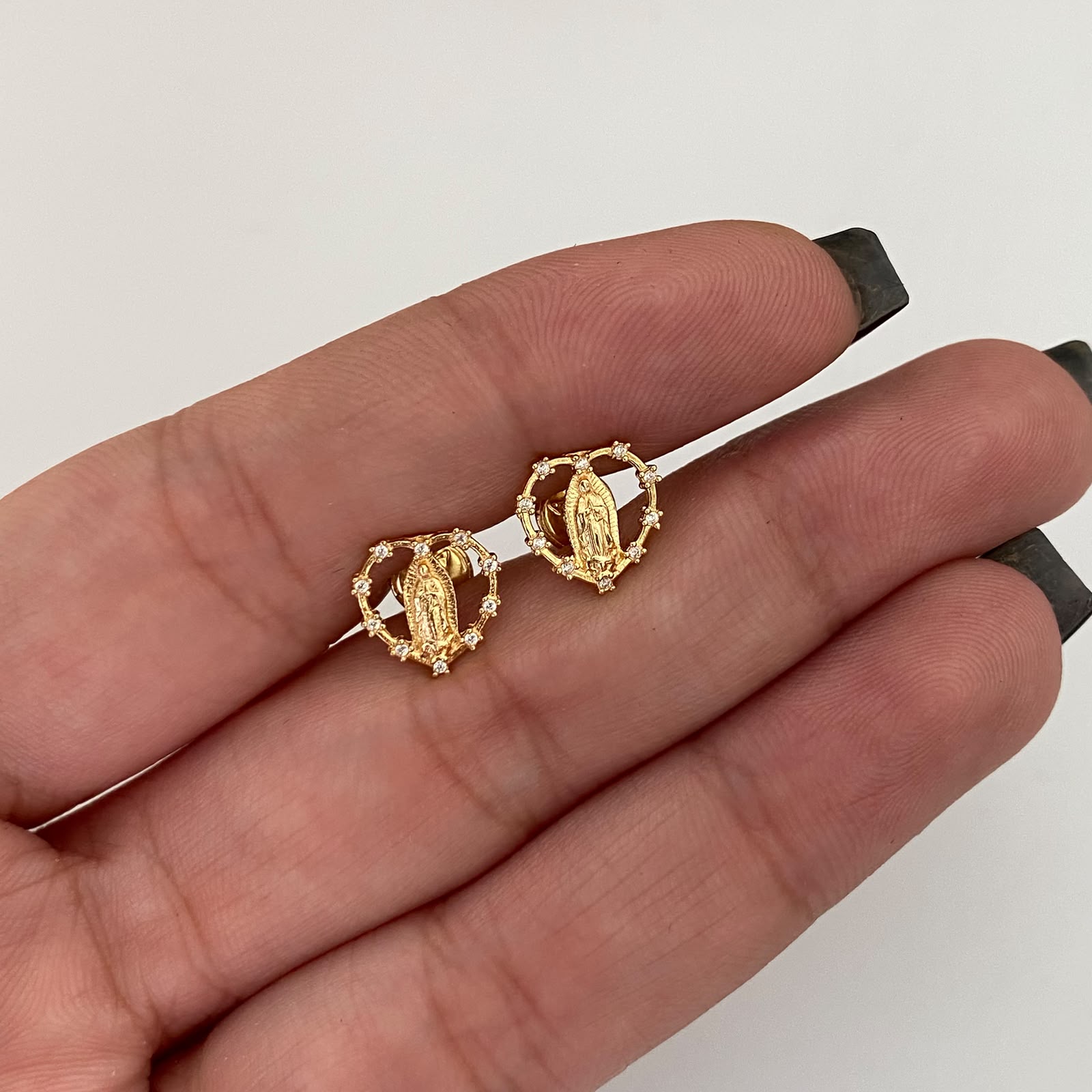 Topos Virgen de Guadalupe Casting Corazon Oro amarillo 18k 1,05 Gr / 9,7 mm
