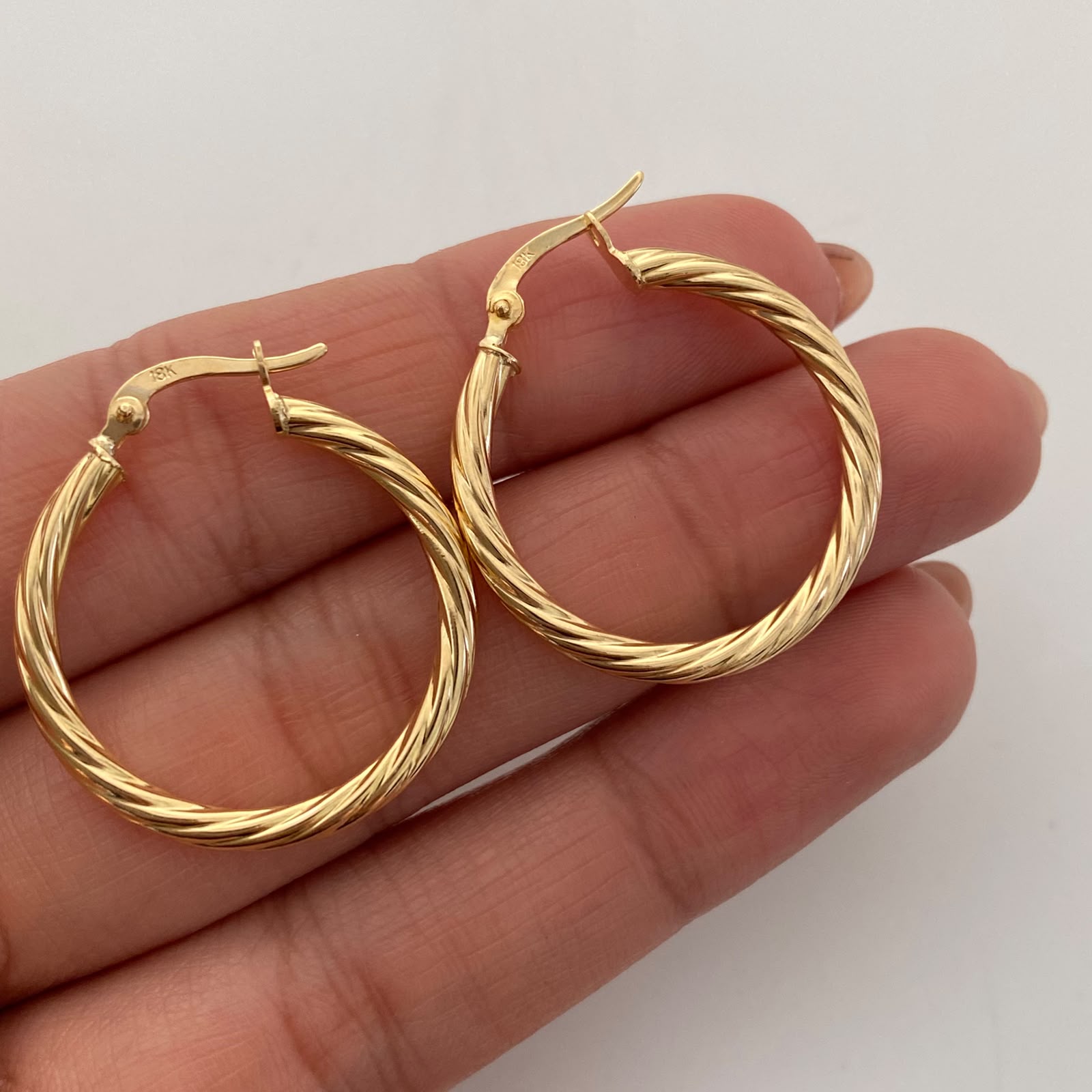 Candonga Entorchada Oro amarillo 18k 2,55 Gr / 2,8 Cm