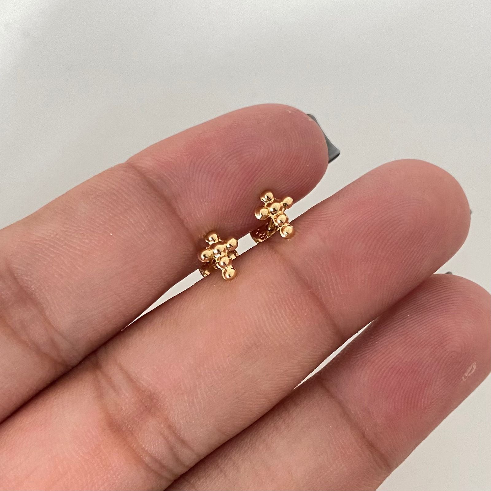 Topos cruz bolitas Oro amarillo 18k 0,50 Gr / 5,2 mm