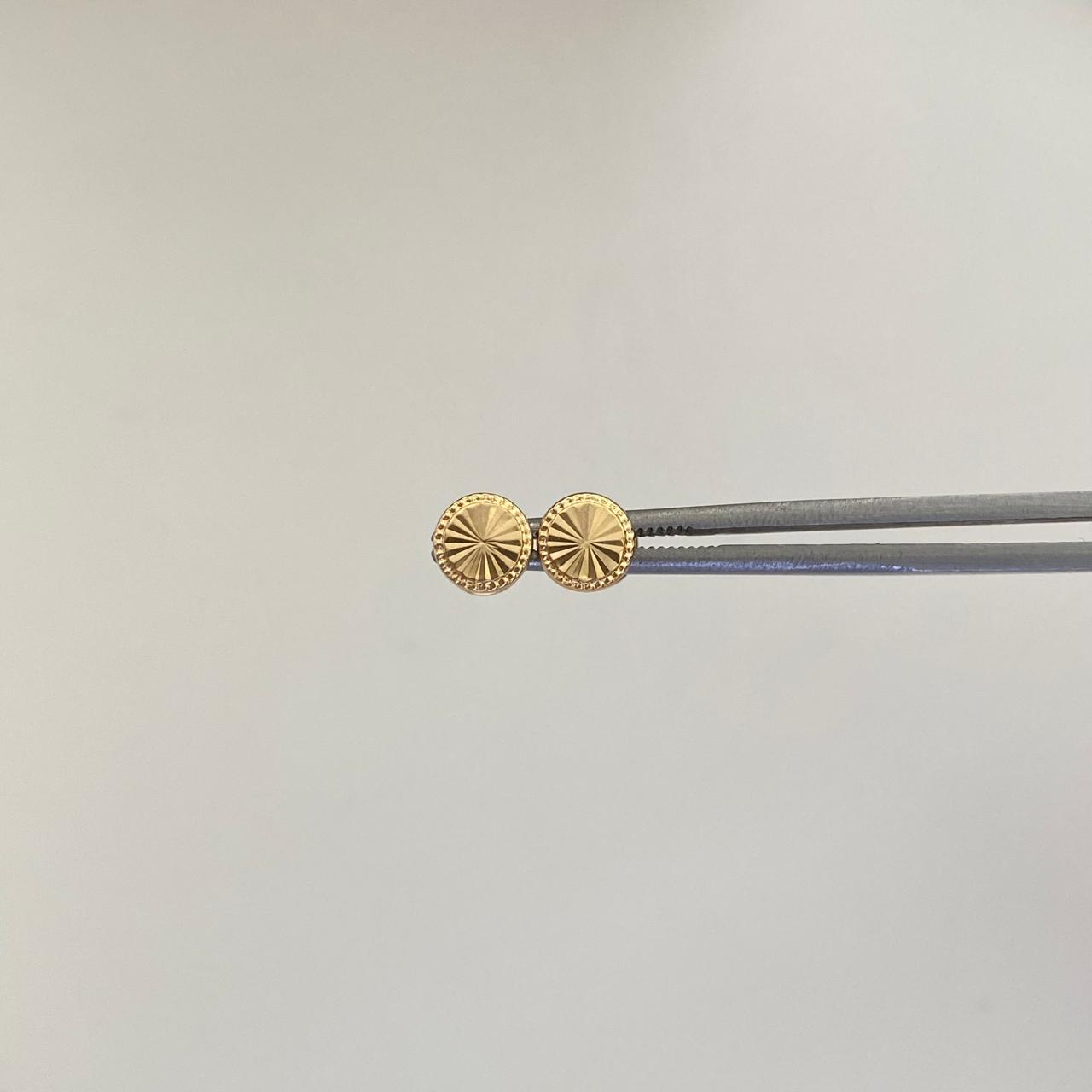 Topos Redondo Diamantado Oro amarillo 18k 0,6 Gr / 5,9 mm