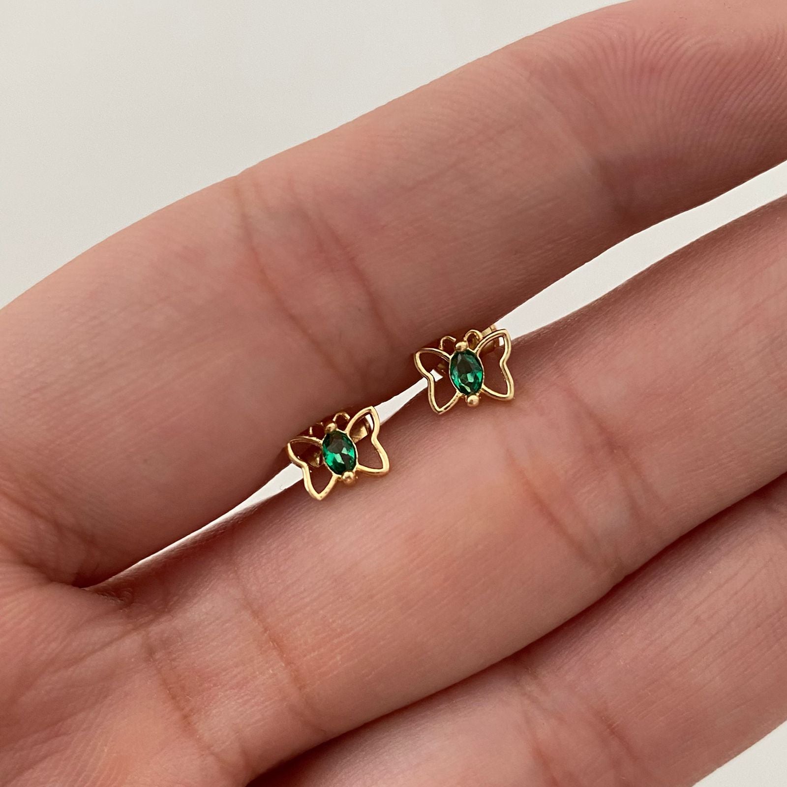 Topos Mariposa Circon verde Oro amarillo 18k 0,65 Gr / 5,7 mm