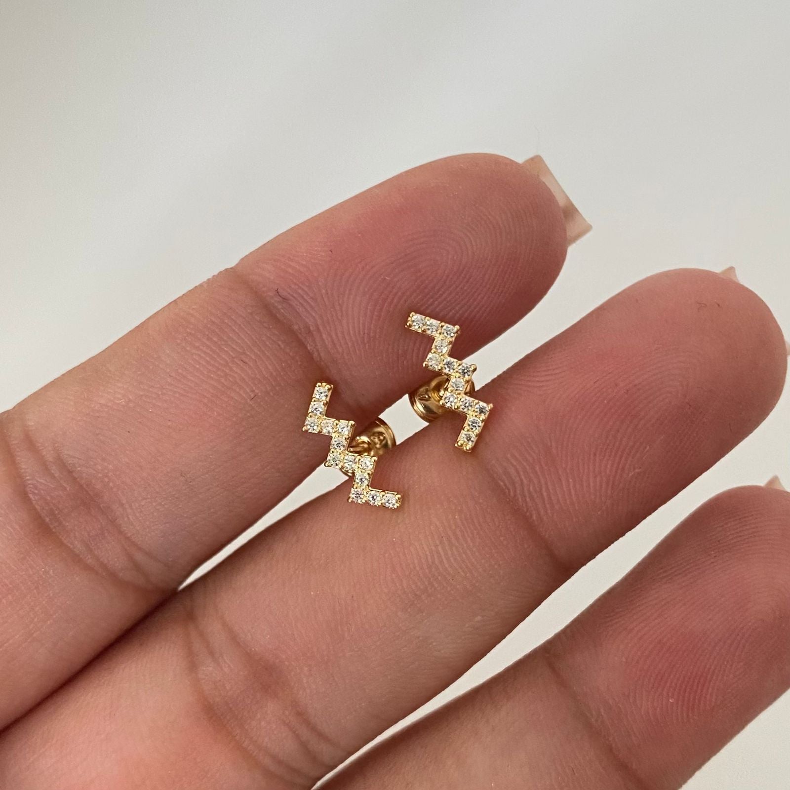 Topos zic zac casting Oro amarillo 18k 0,85 Gr / 3,9 mm