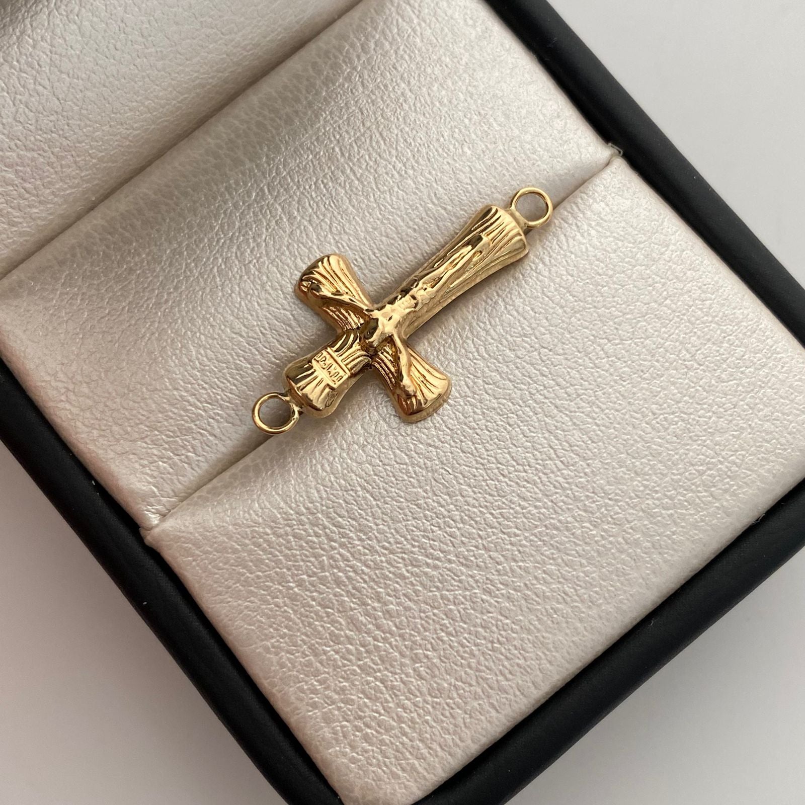 Herraje Cruz Cristo Oro amarillo 18k 0,7 Gr / 2,6 Cm
