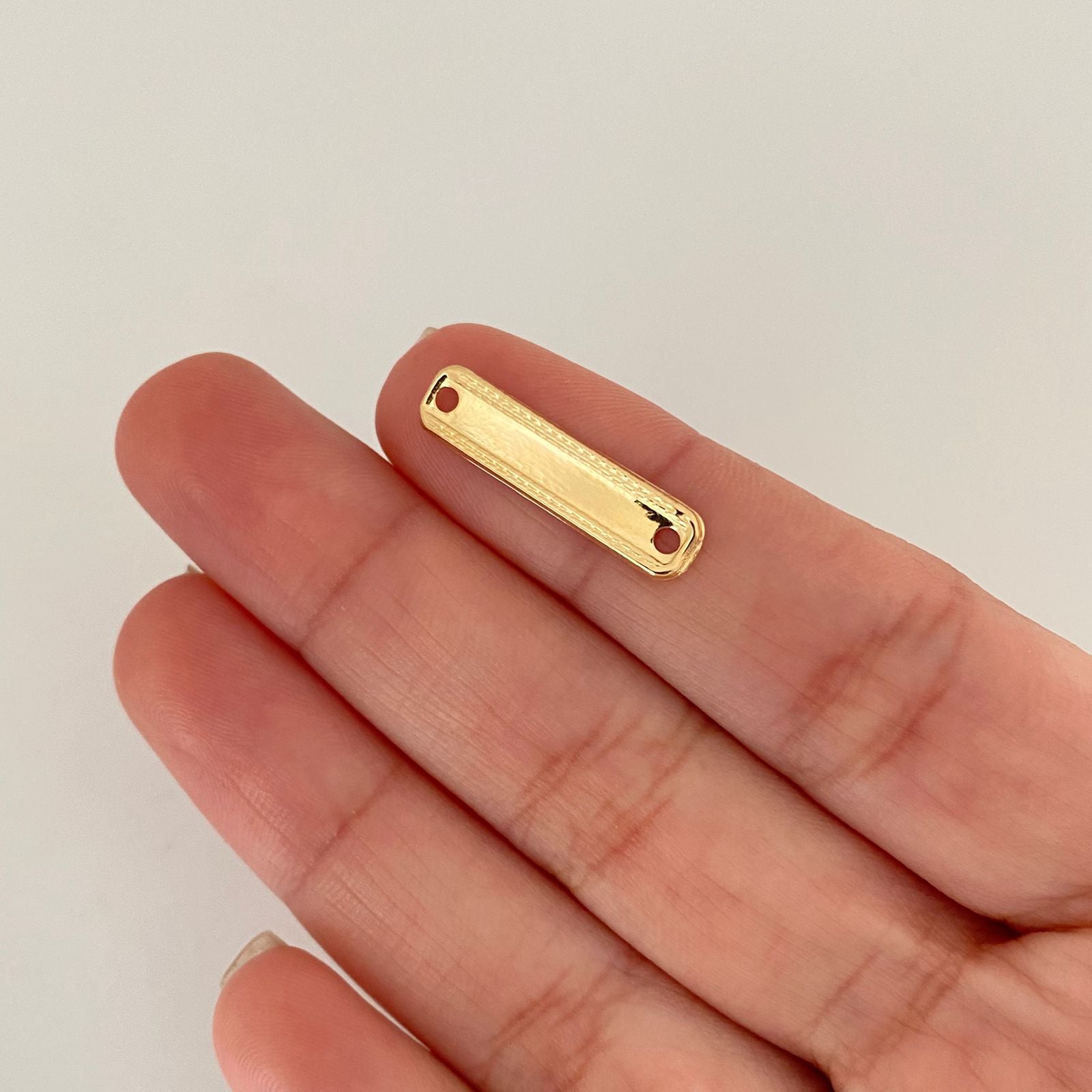 Herraje placa cuadrada borde diamantado Oro amarillo 18k 0,4 Gr / 2,3 Cm