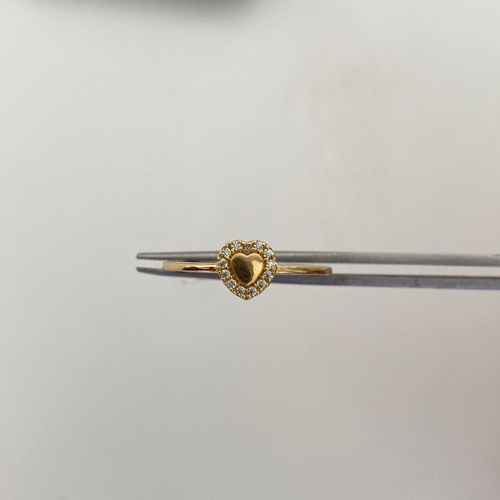 Anillo Corazon Casting Oro amarillo 18k / Talla 7 1/2 / 1,45 Gr / 1 mm
