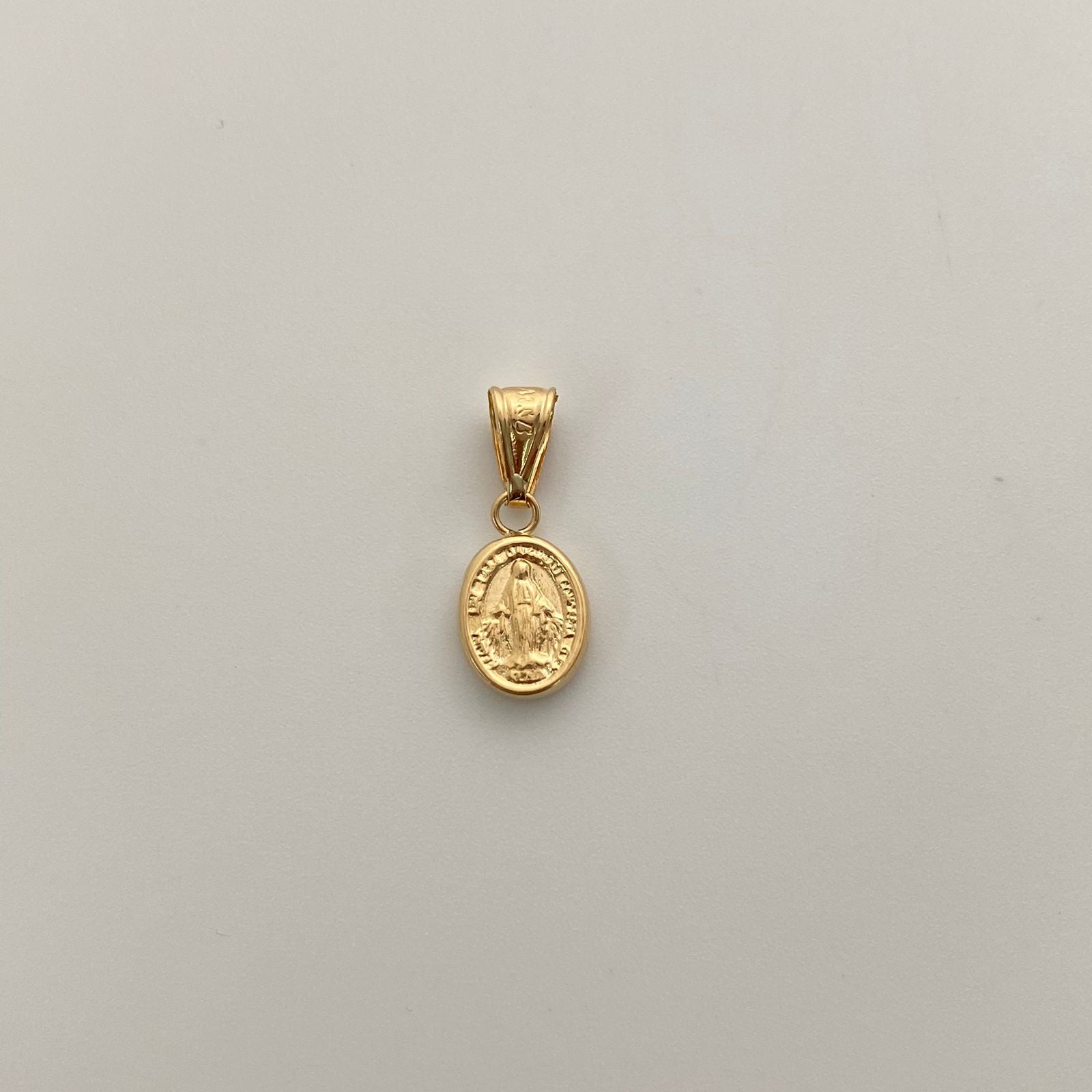 Dije Virgen Milagrosa Oro amarillo 18k 0,55 Gr / 8,2 mm / 1,8 Cm