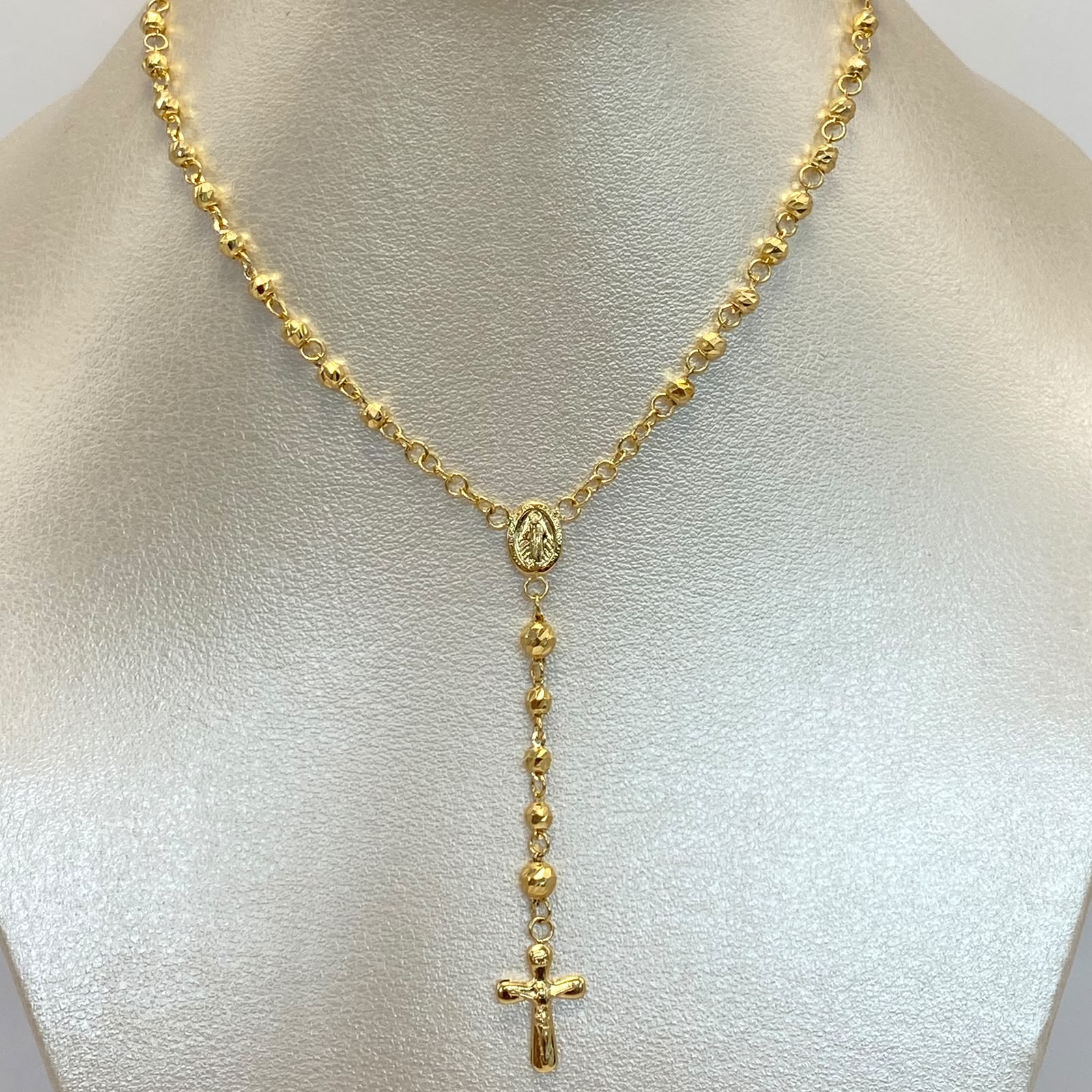 Rosario diamantado aros Oro amarillo 7,80 Gr / 3 mm / 52 Cm Broche 0,40