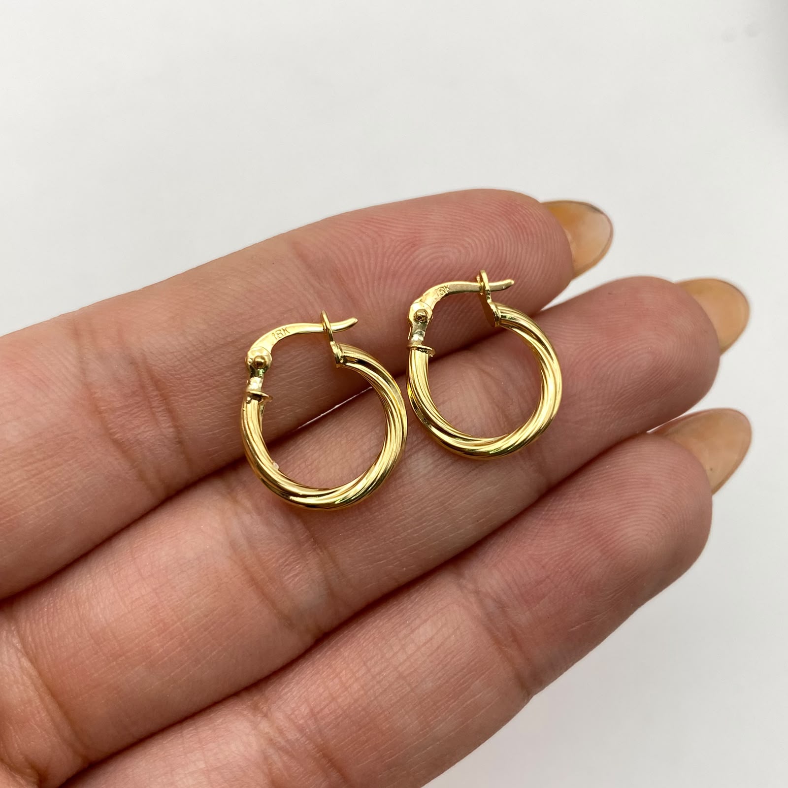 Candonga semi lisa Oro amarillo 1 Gr / 1,5 Cm