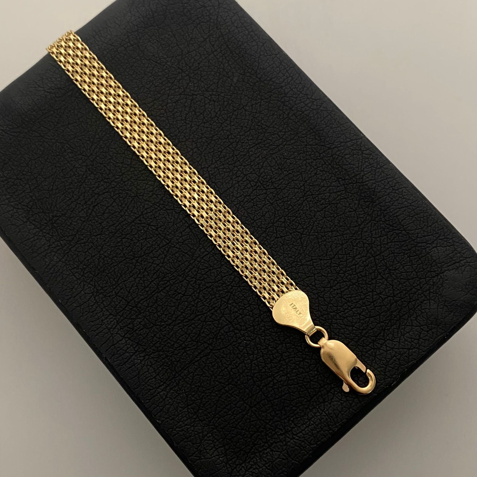 Pulso It Chino Triple Carril Oro amarillo 18k +2 / 8,65 Gr / 6,9 mm / 20 Cm