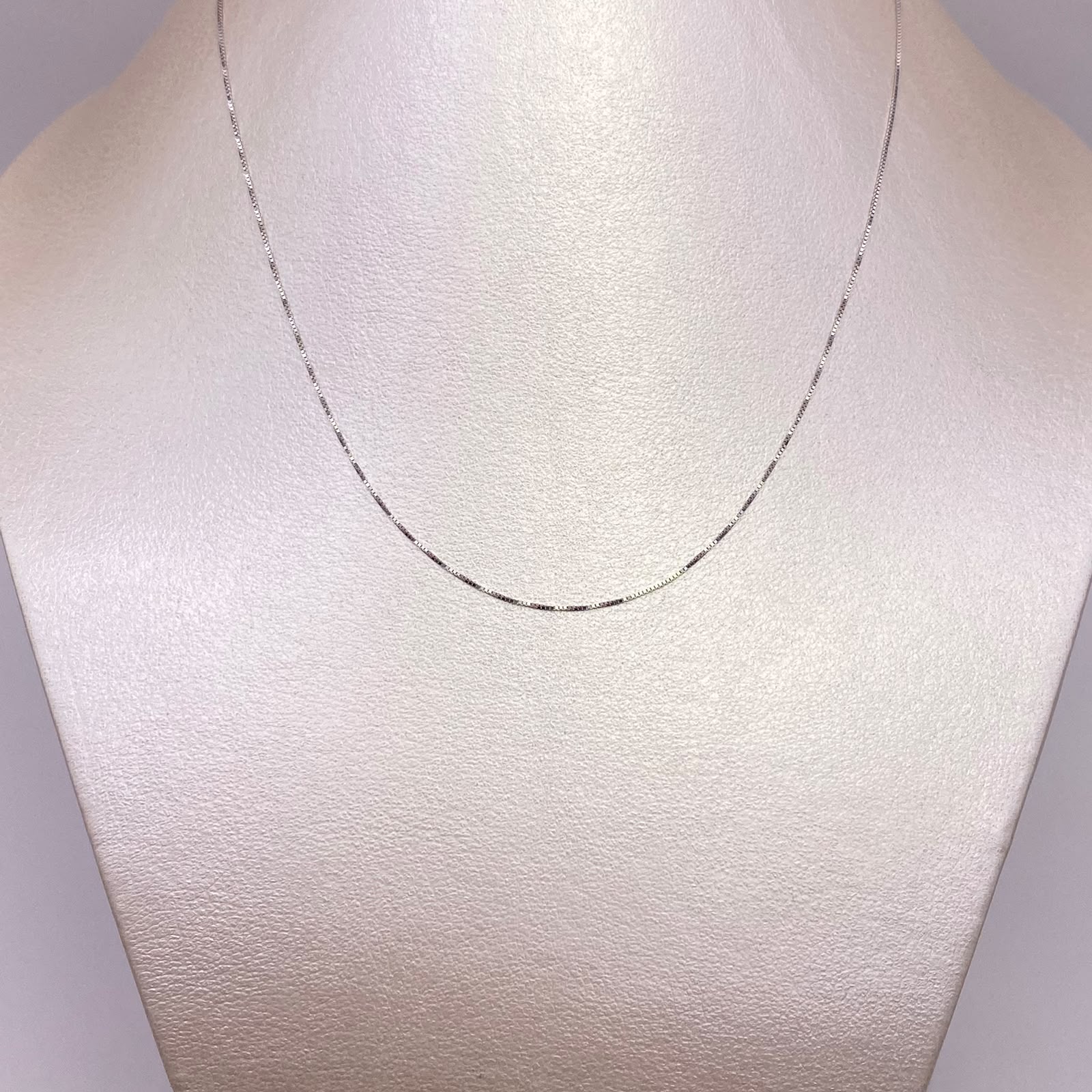 Cadena It veneciana Oro blanco 18k +1 / 0,96 Gr / 0,6 mm / 45 Cm