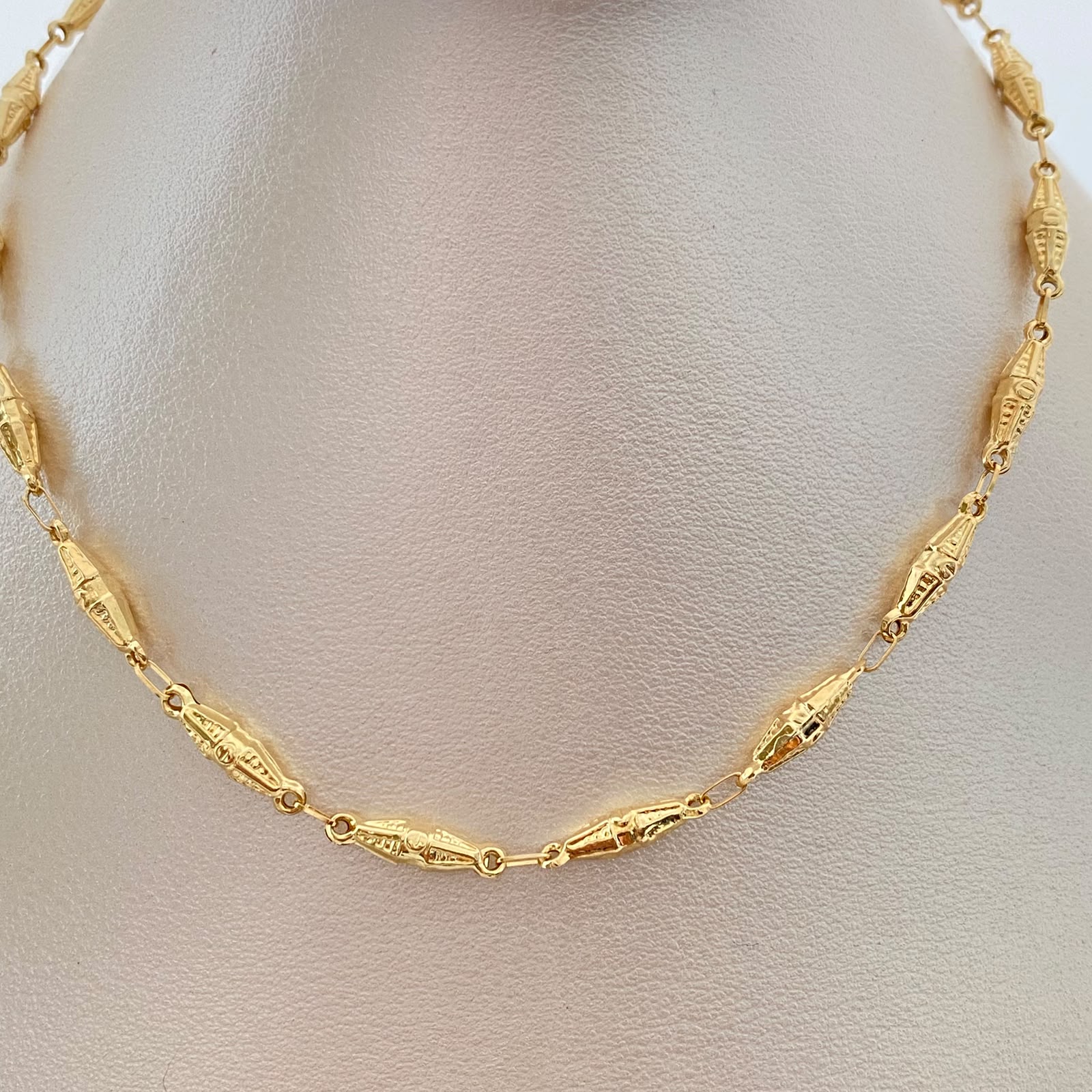 Cadena Rustica Dubai Oro amarillo 18k 6,50 Gr / 3,8 mm / 60 Cm Broche 0,40