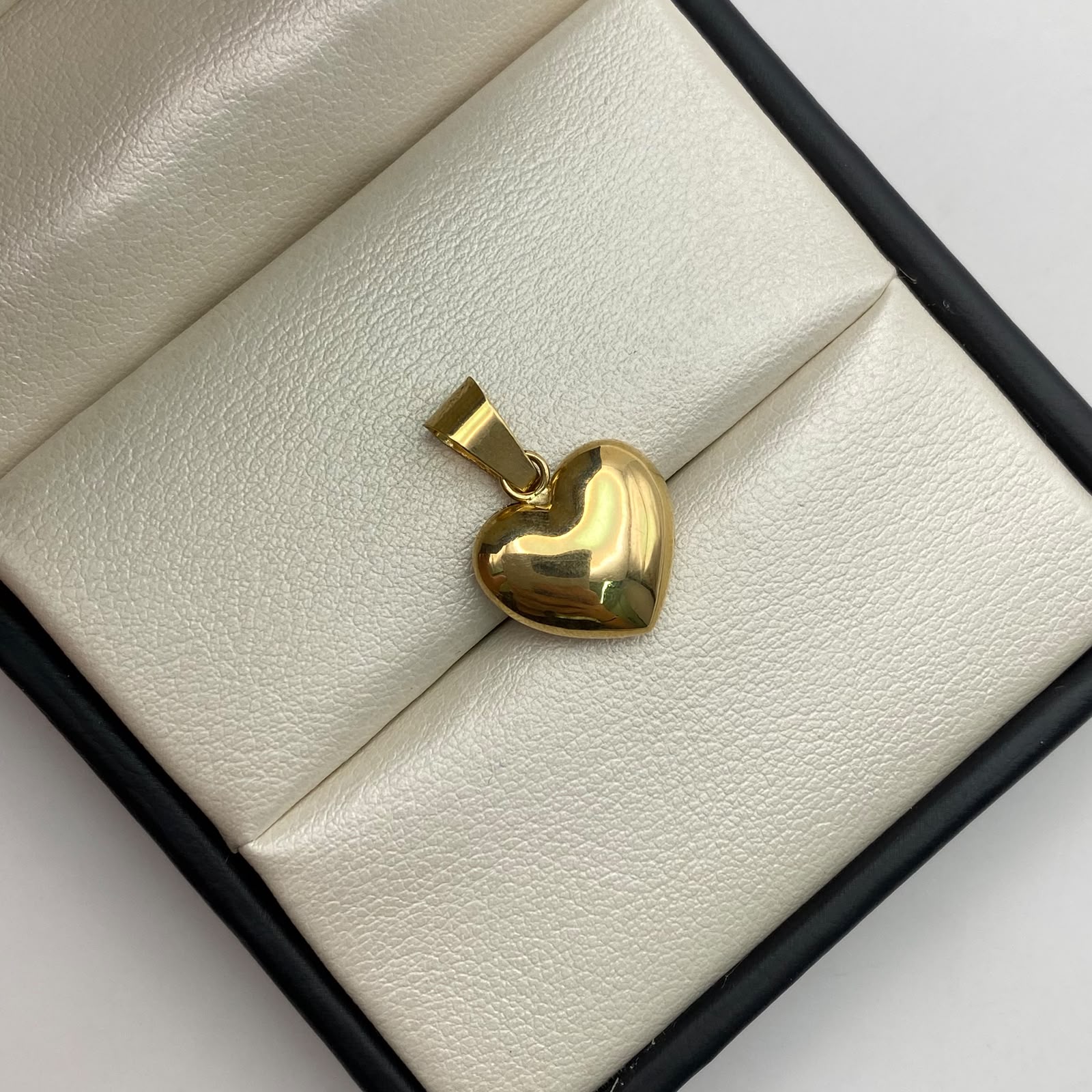 Dije corazon inflado Oro amarillo 18k 1,2 Gr / 14,4 mm / 2,5 Cm