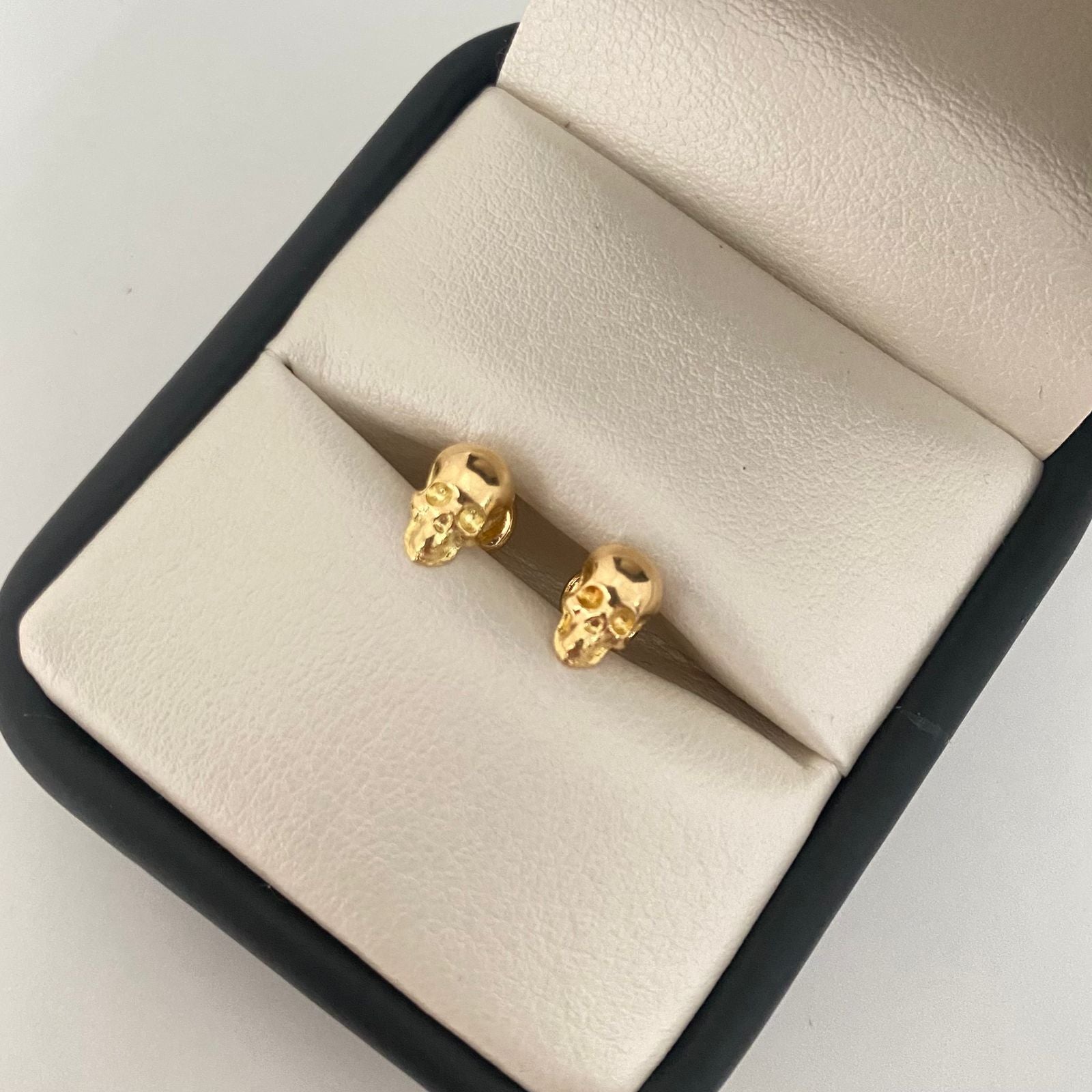 Topos calavera Oro amarillo 18k 1,25 Gr / 5,1 mm