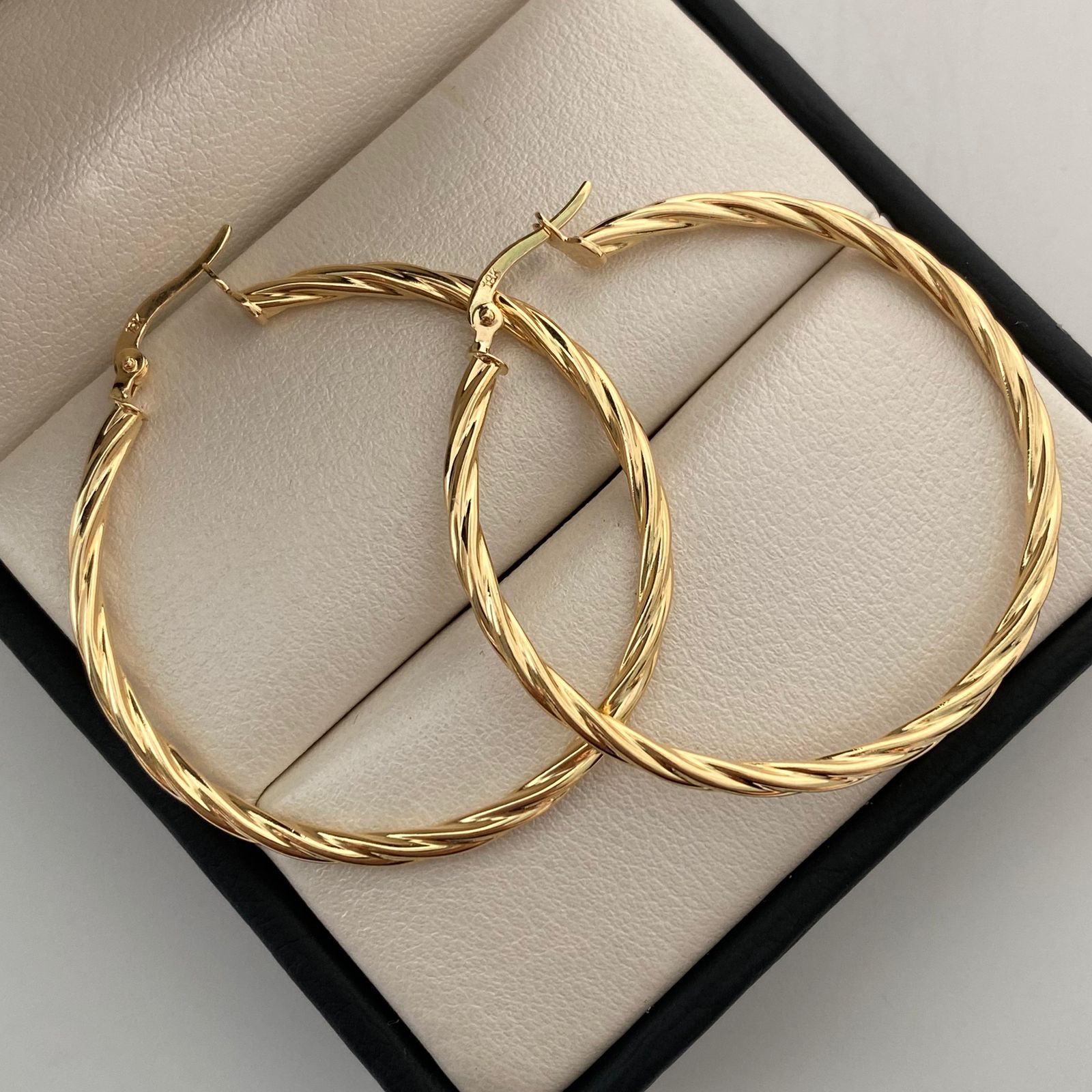 Candonga Entochada Oro amarillo 18k 3,25 Gr / 4,3 Cm