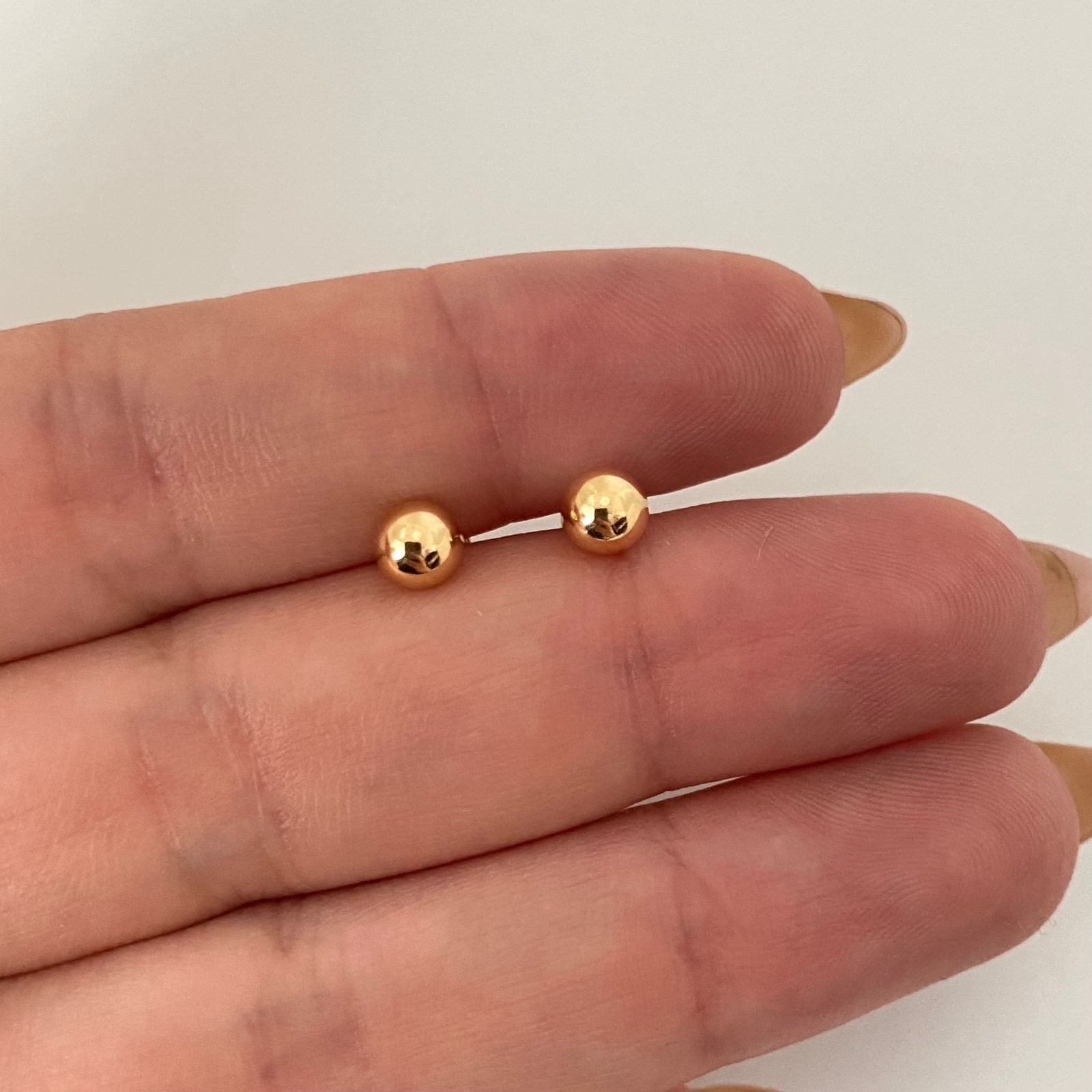 Topos bola lisa Oro amarillo 18k 0,50 Gr / 5,0 mm