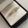 Anillo Solitario Oro amarillo 18k / Talla 6 / 1,2 Gr / 1,8 mm