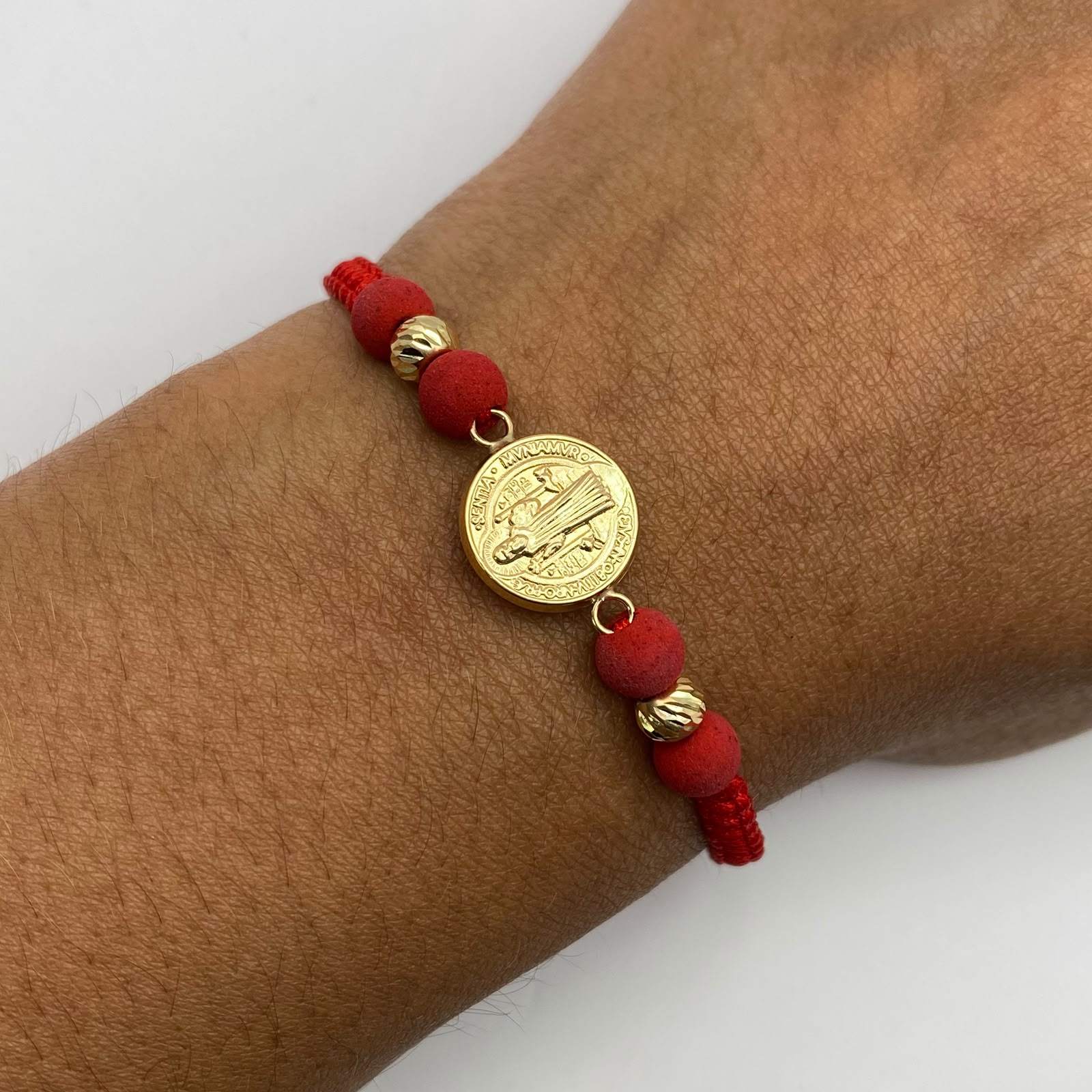Pulsera tejida Herraje de san benito y bolas diamantadas mm Oro amarillo 18k 0,9 Gr