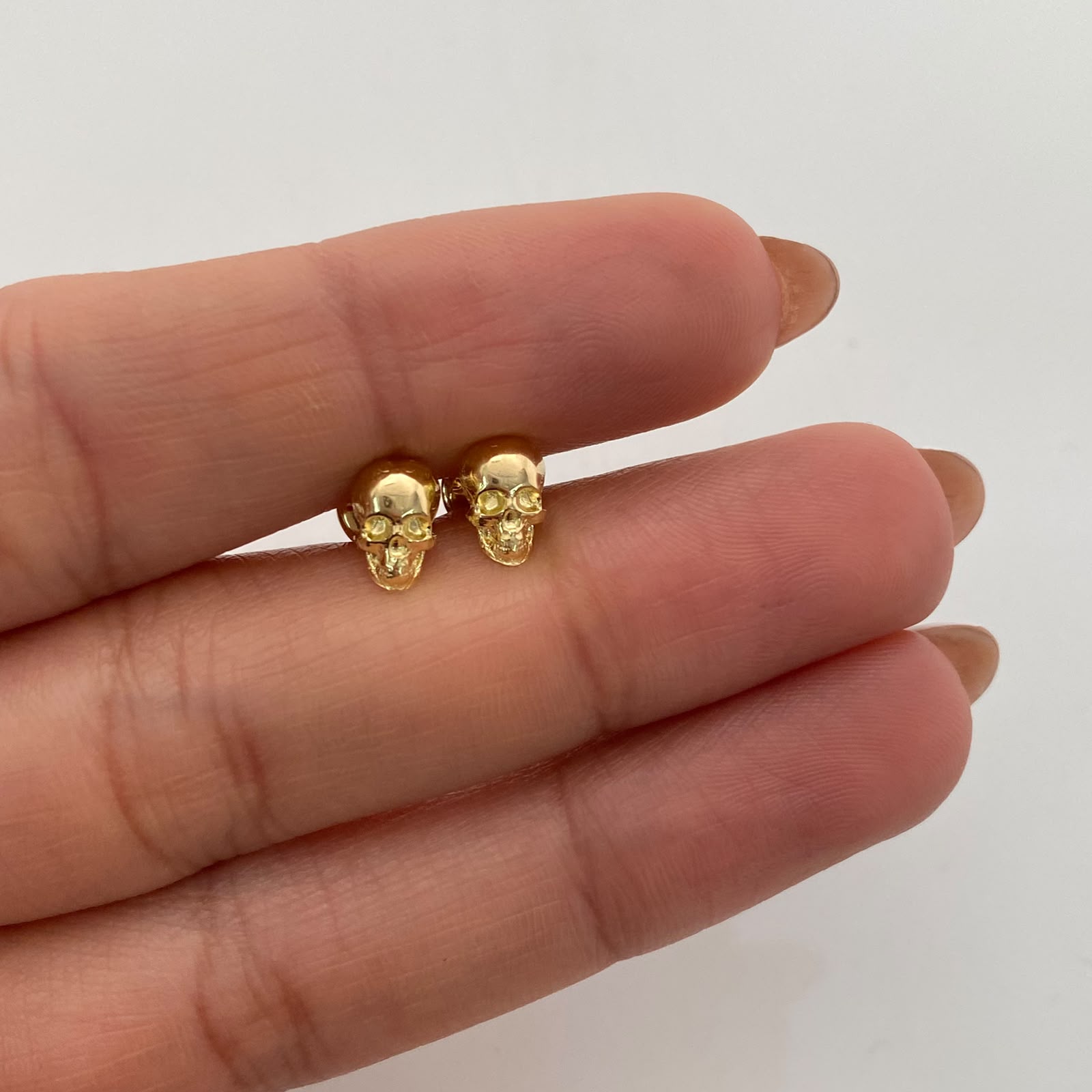 Topos Calavera Oro amarillo 18k 1,5 Gr / 5,1 mm