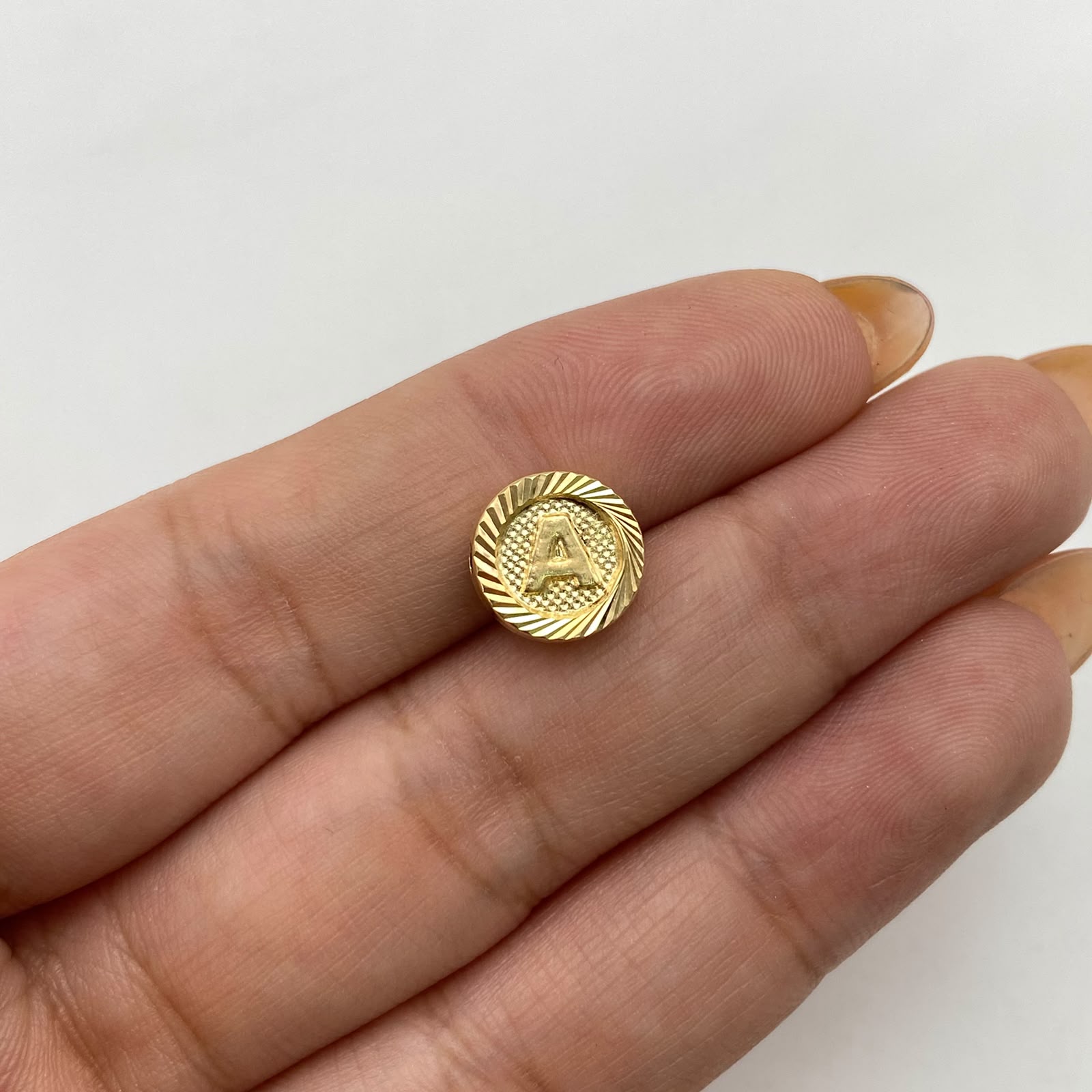 Herraje tambor letra A Oro amarillo 0,5 Gr / 1 Cm