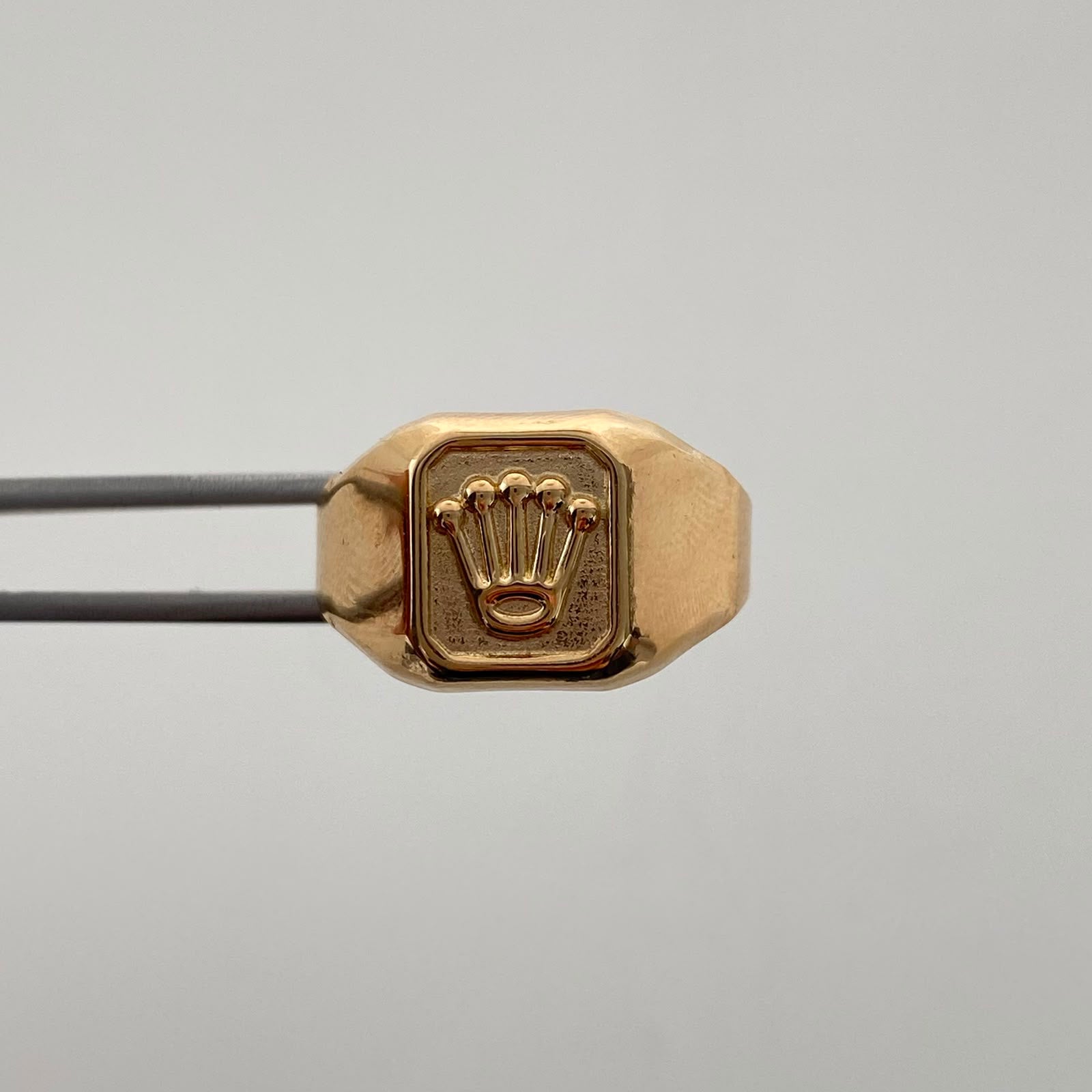 Anillo Corona Rx Oro amarillo 18k / Talla 9 / 2,7 Gr / 4,4 mm