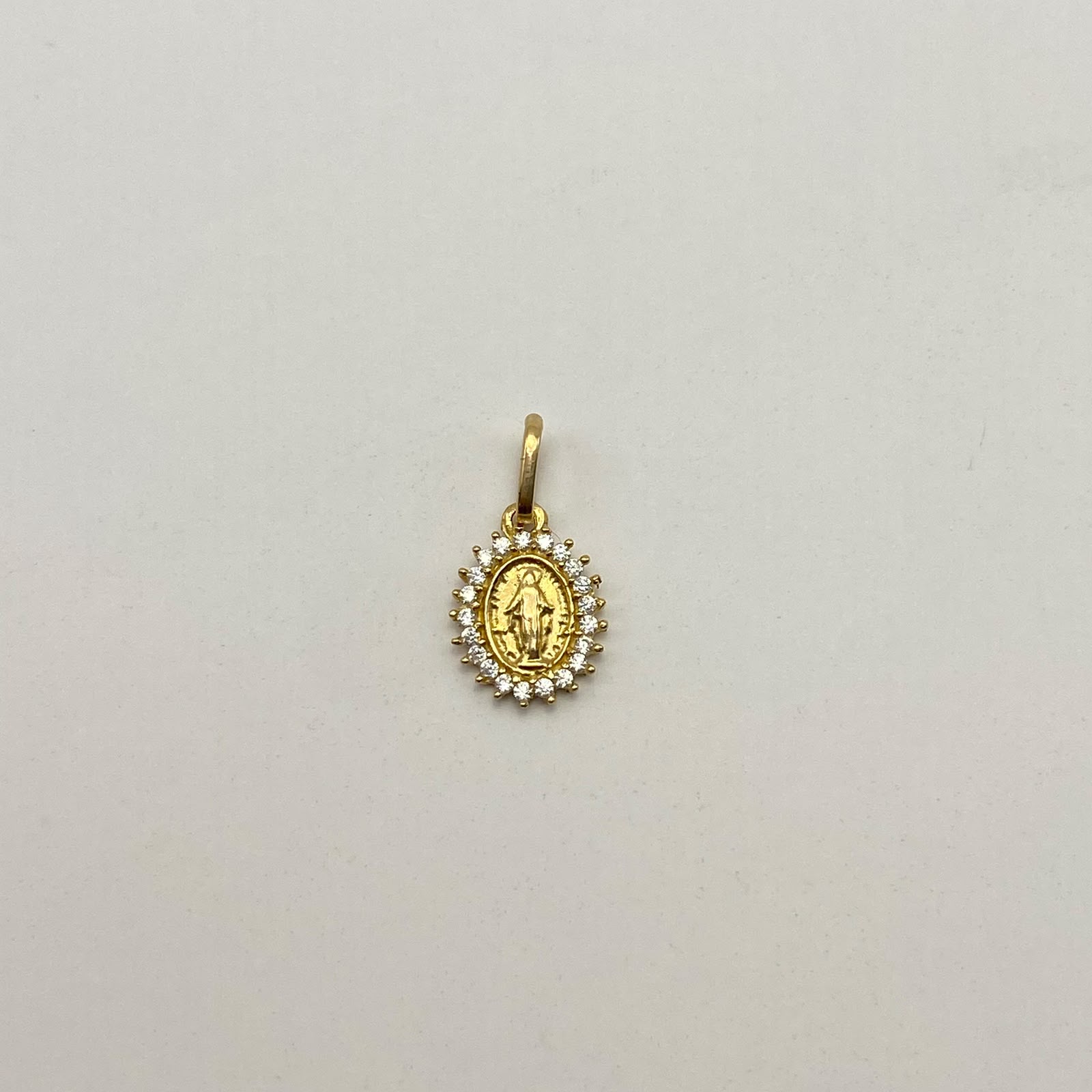 Dije Virgen milagrosa Castting blanco Oro amarillo 18k 0,85 Gr / 9,2 mm / 1,6 Cm
