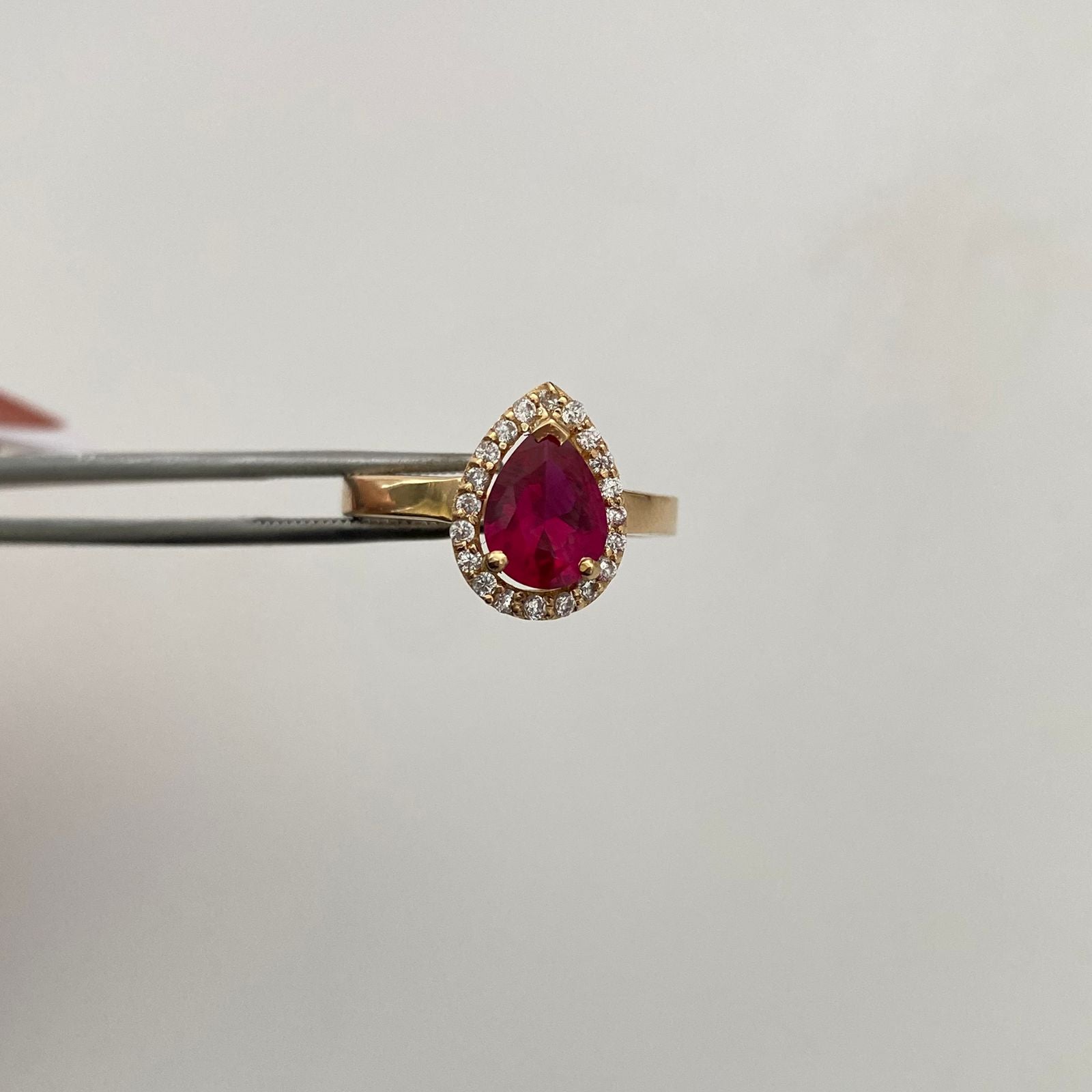 Anillo Circon Gota (por fabricacion) Oro amarillo 18k / Talla 6 / 4,5 Gr