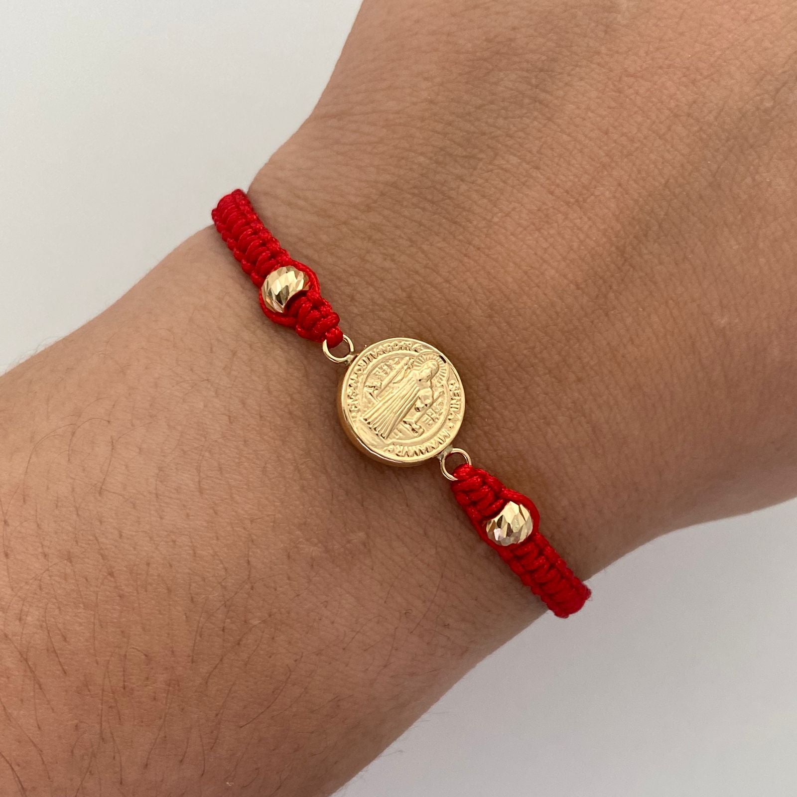 Pulsera tejida Herraje san benito bolas diamantadas 5mm Oro amarillo 18k 0,45 Gr