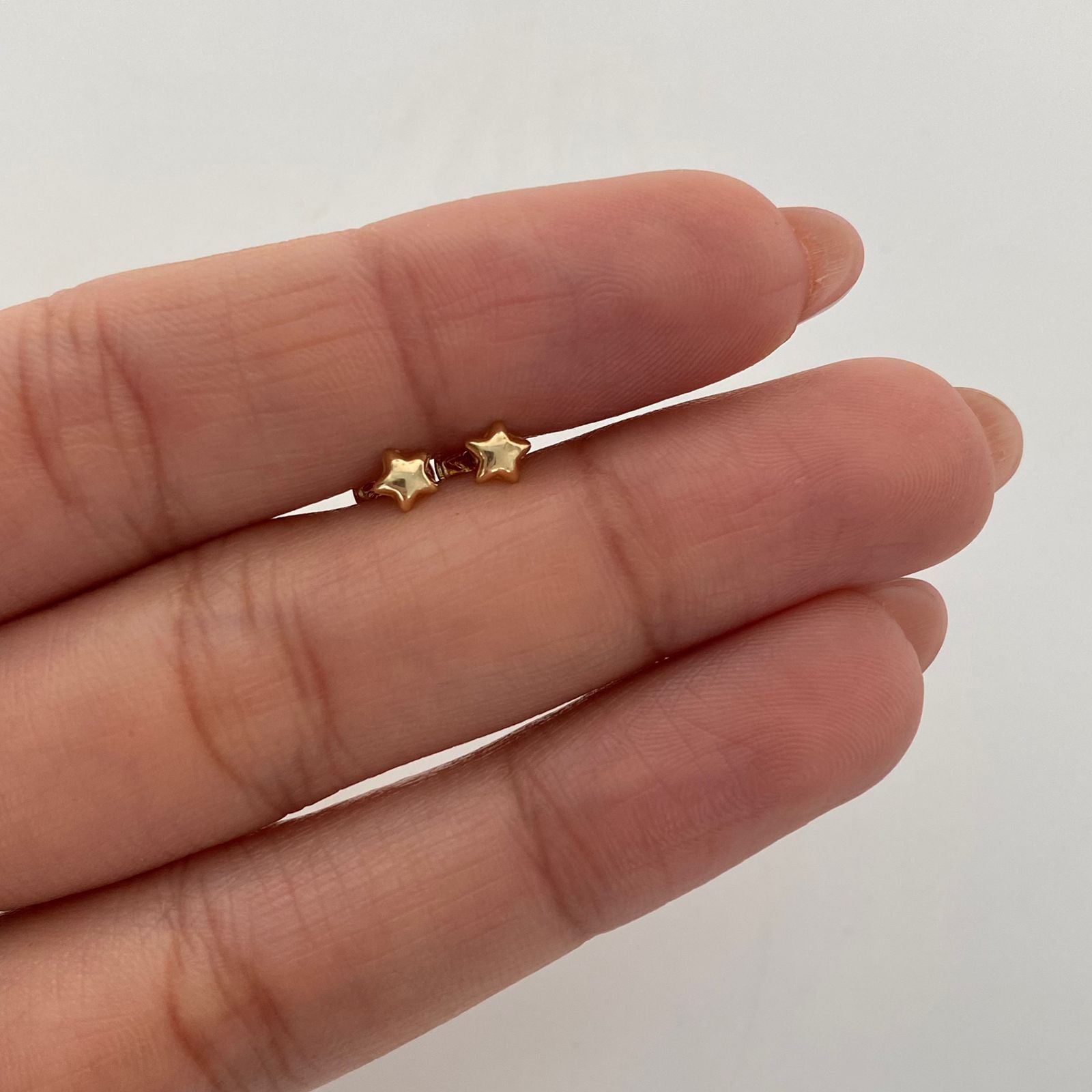 Topos Estrella Oro amarillo 18k 0,4 Gr / 4,1 mm