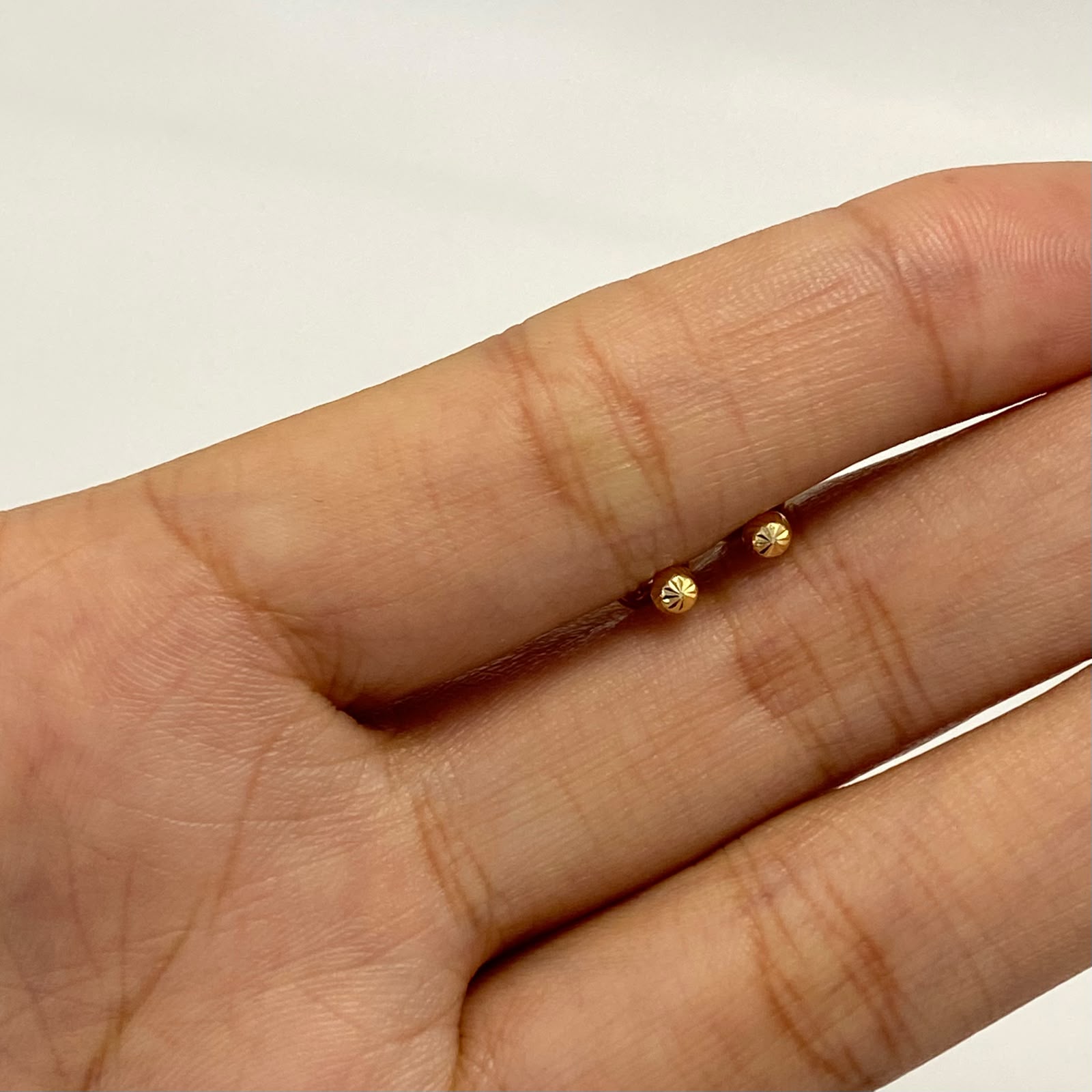 Topos media bola diamantado 3mm Oro amarillo 18k 0,4 Gr