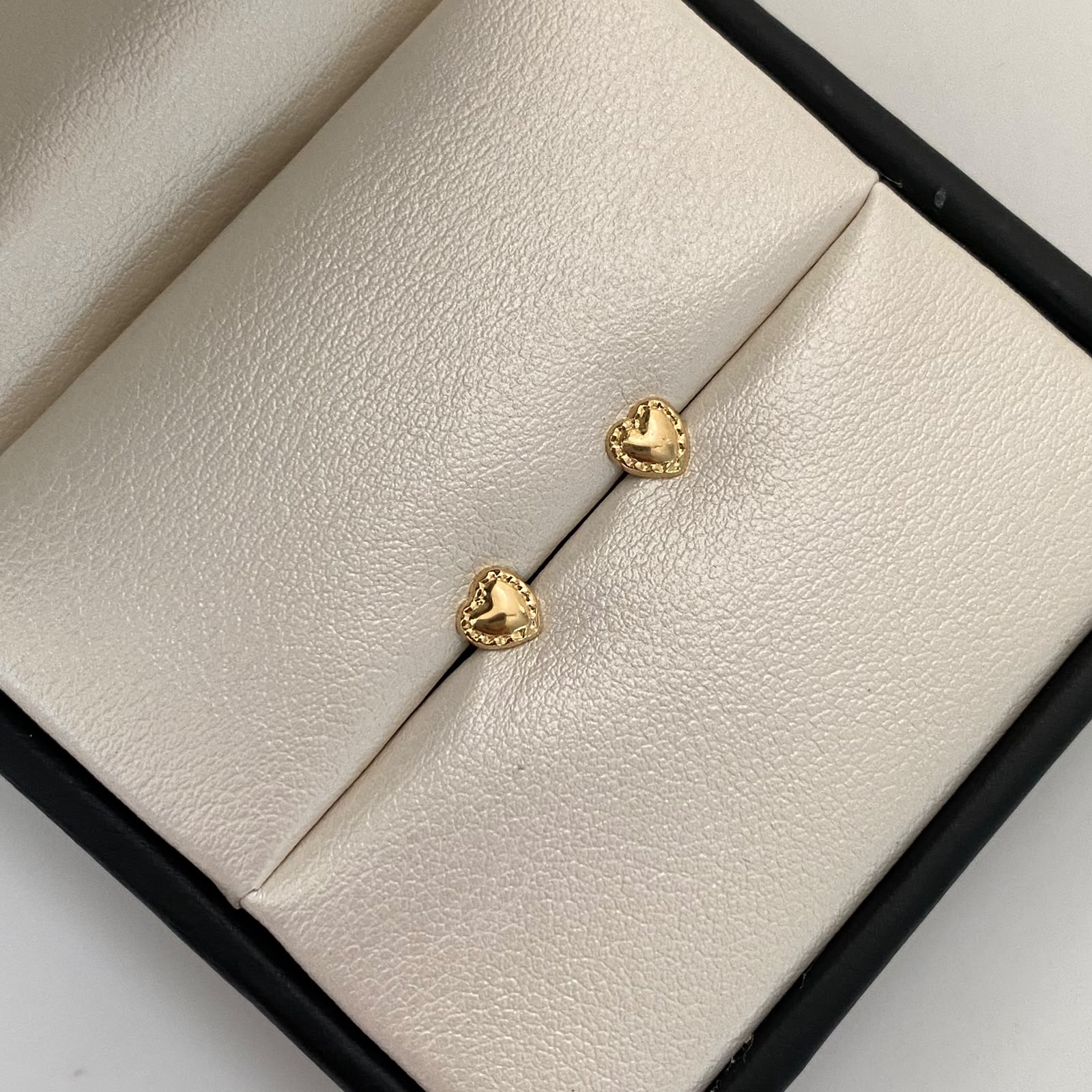 Topos corazon inflado borde punticos Oro amarillo 18k 0,45 Gr / 5 mm