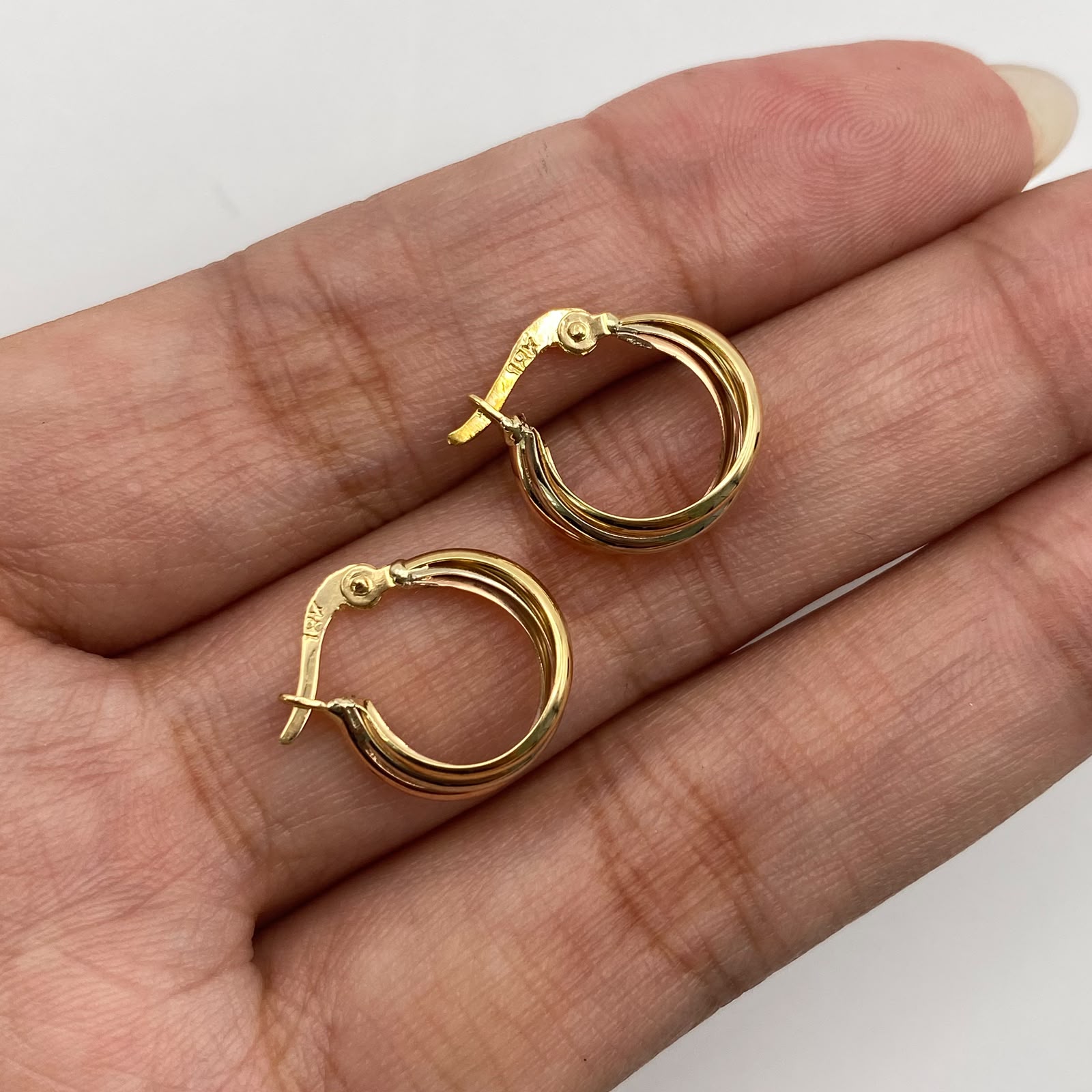 Candonga lisa Tres oros 18k 1,6 Gr / 1,8 Cm