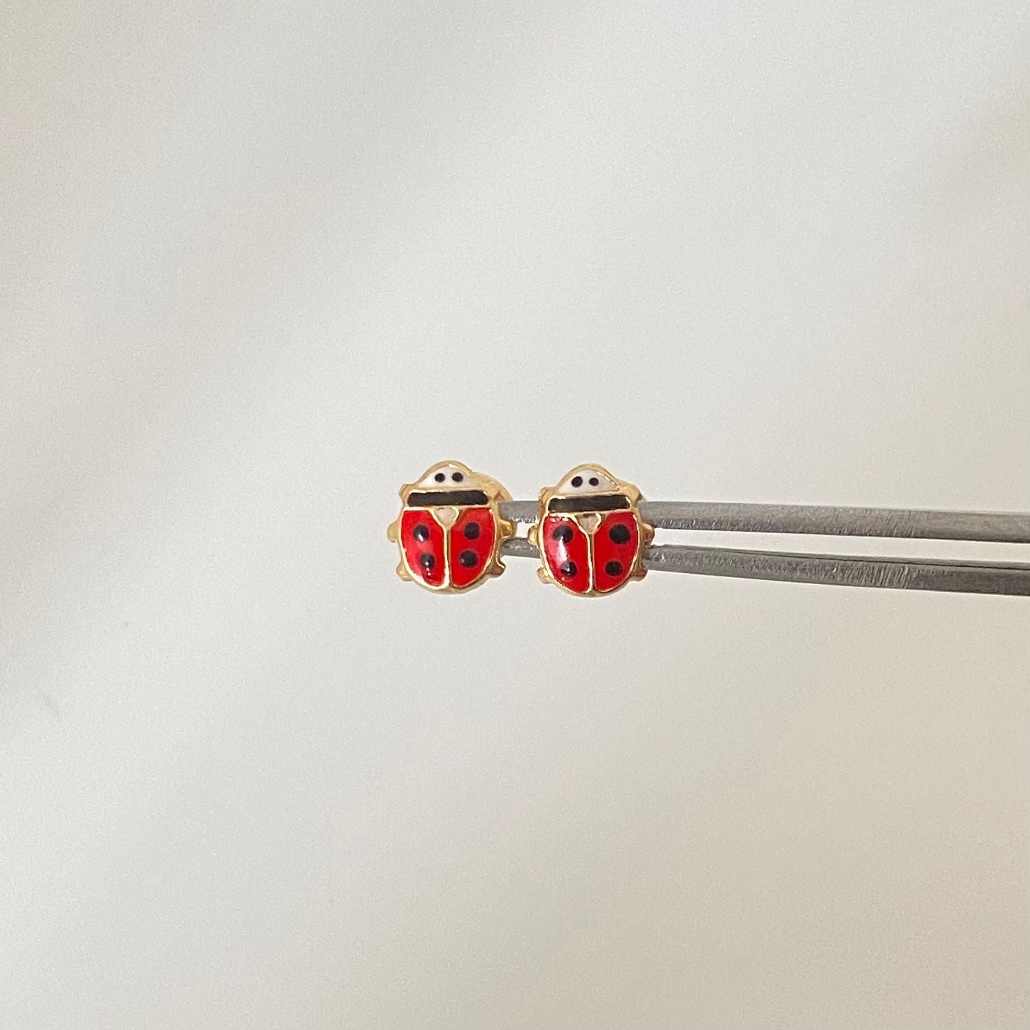 Topos mariquita Oro amarillo 18k 0,7 Gr / 6,6 mm