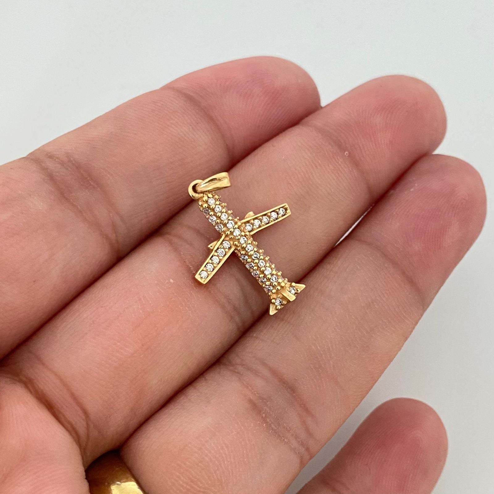 Dije avion casting Oro amarillo 18k 1,5 Gr / 2,3 Cm
