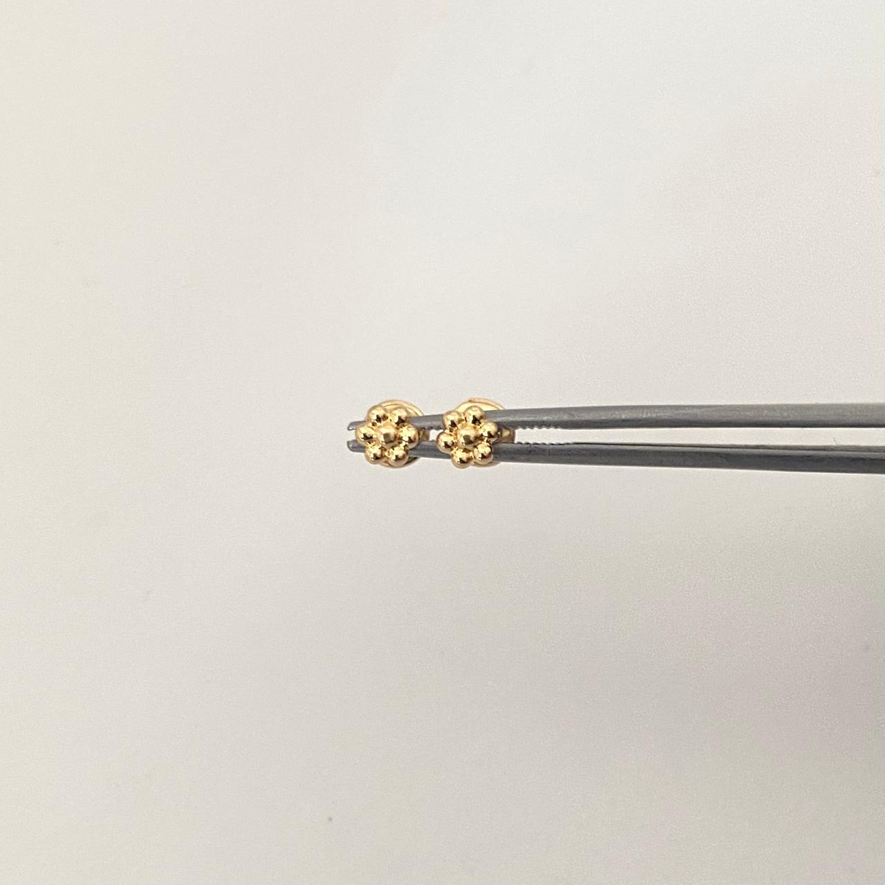 Topos flor bolitas lisa Oro amarillo 18k 0,50 Gr / 4,5 mm