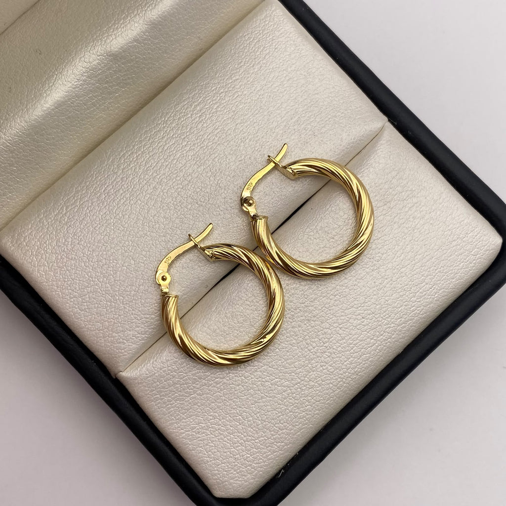 Candonga entorchada Oro amarillo 18k 2 Gr / 2 Cm