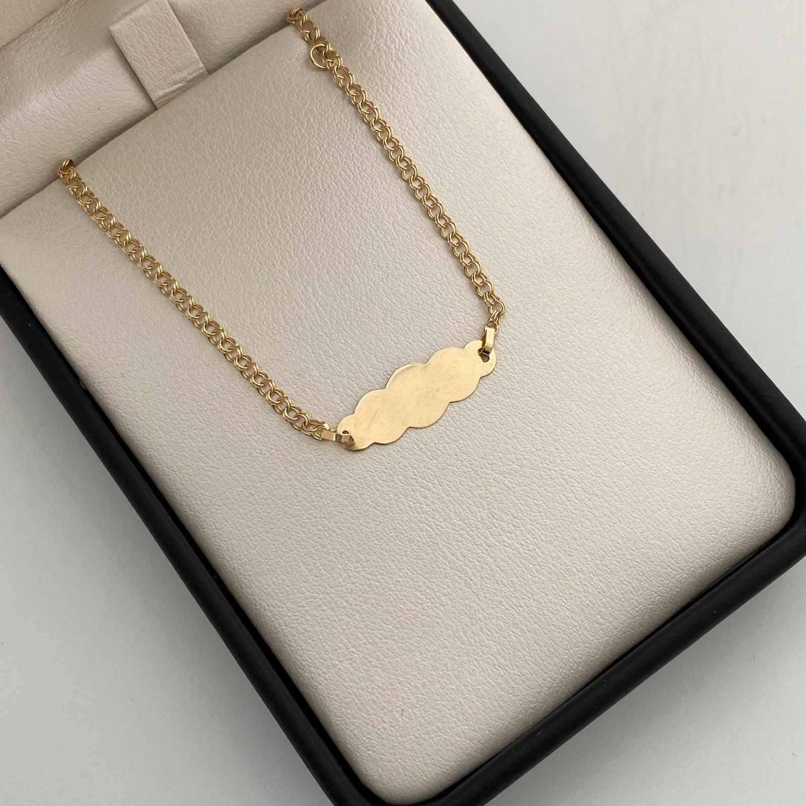 Pulso bebé Placa Nube Aro Oro amarillo 18k 1,40 Gr / 0,09 mm / 15 Cm Broche 0,15
