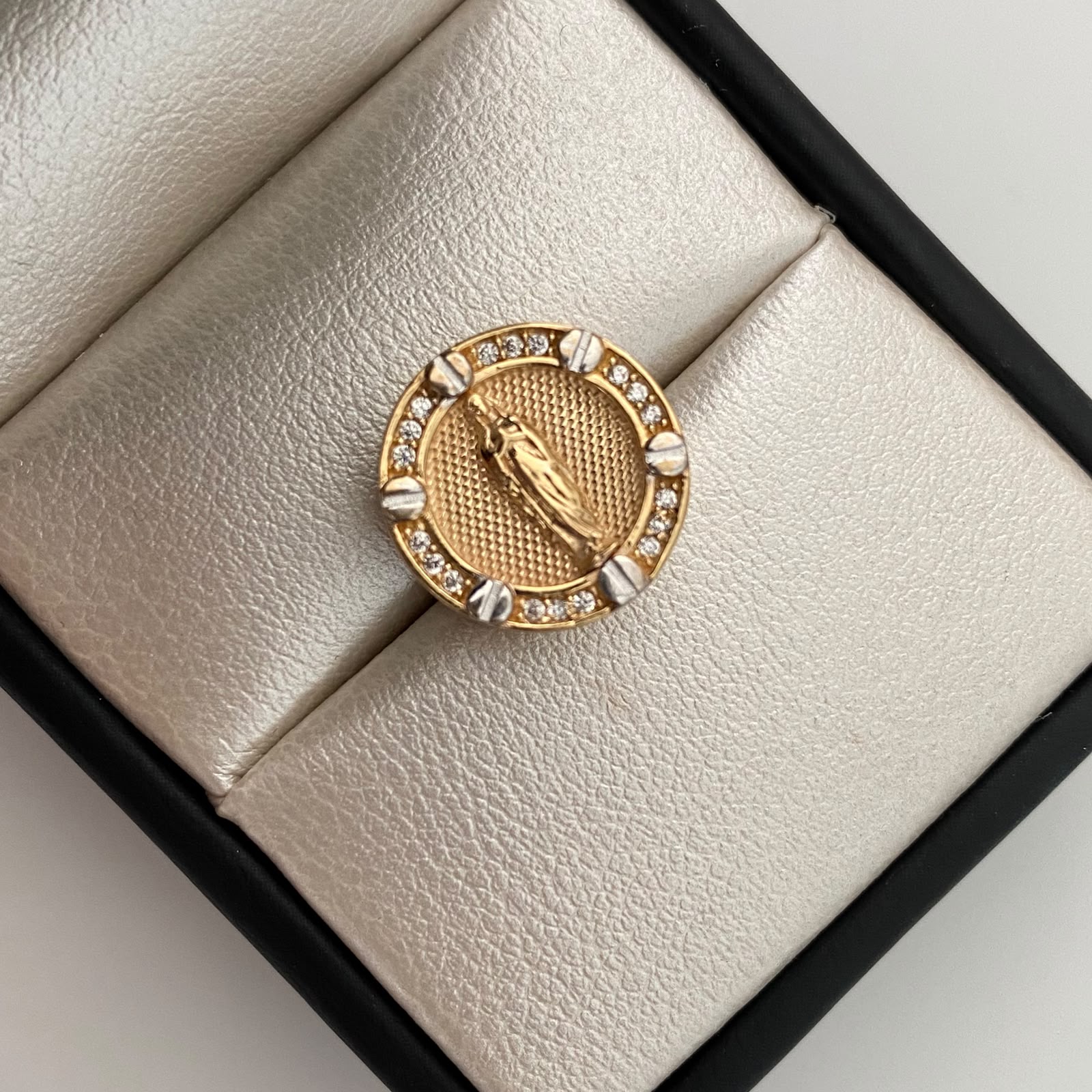 Herraje Tambor Virgen Guadalupe Oro amarillo y Oro blanco 18k 3,15 Gr / 1,4 Cm