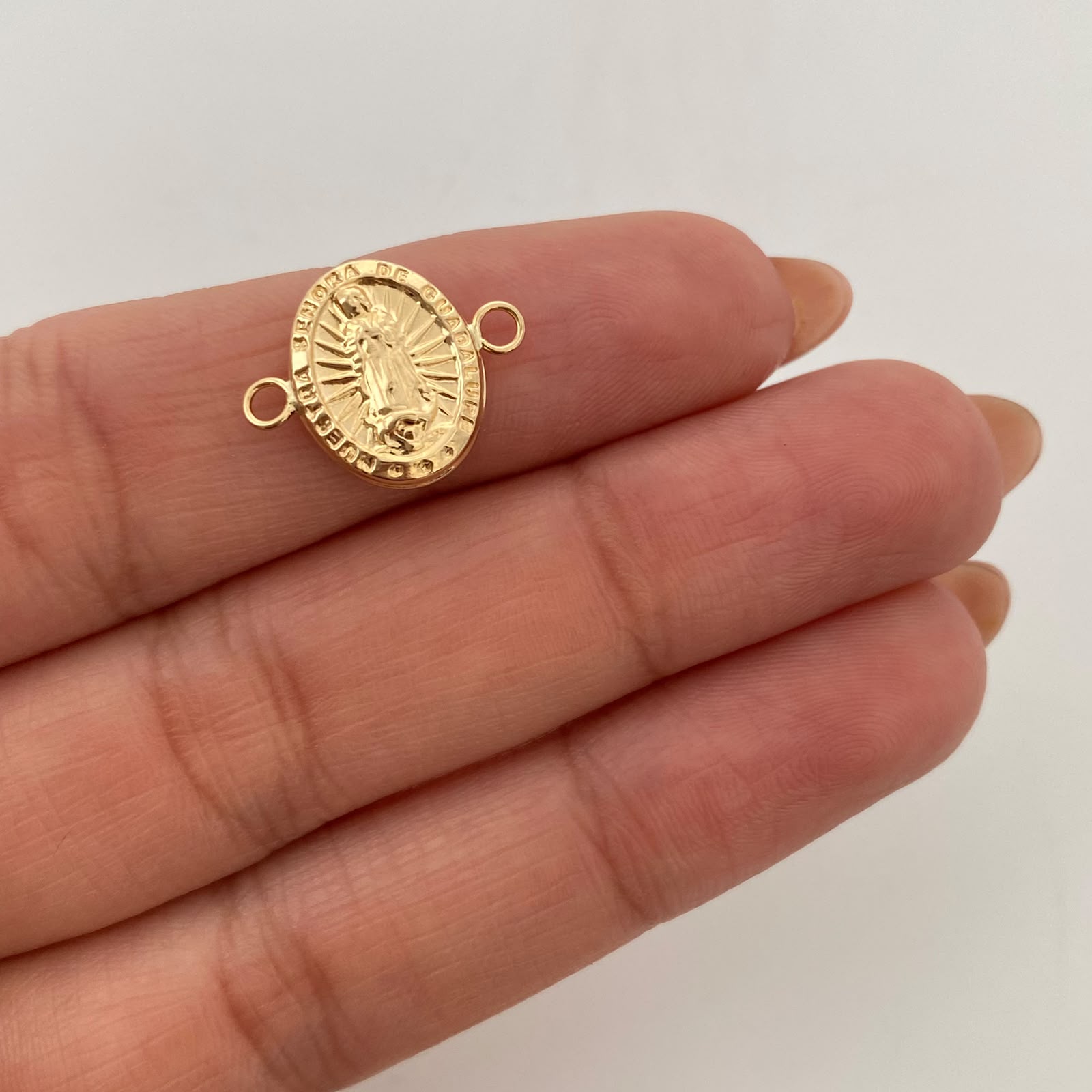 Herraje Virgen De Guadalupe Oro amarillo 18k 0,7 Gr / 1,7 Cm