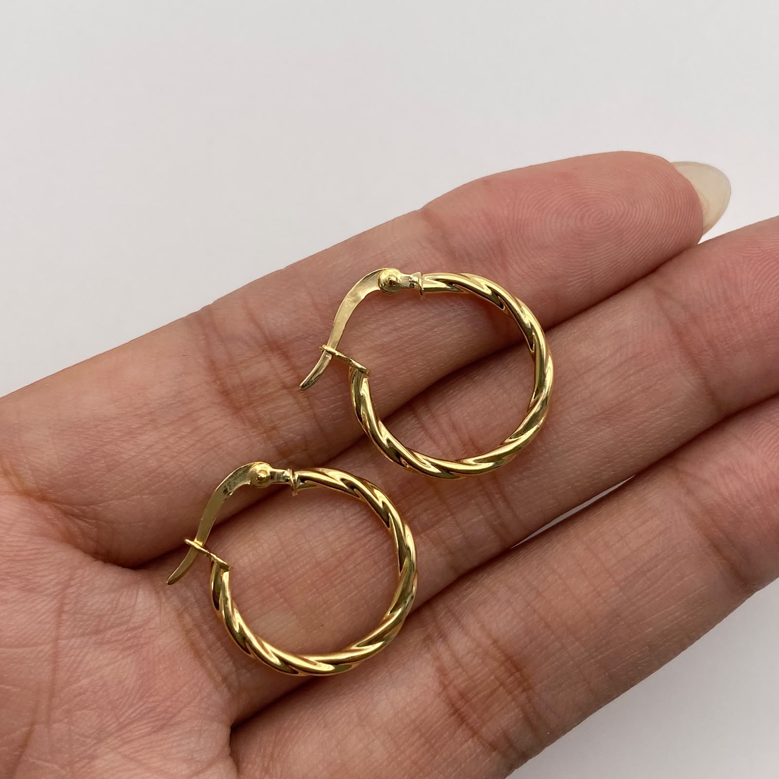 Candonga entorchada Oro amarillo 18k 1,25 Gr / 2 Cm