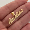 Herraje nombre Carolina (POR FABRICACION) Oro amarillo 18k 2,95 Gr / 3,4 Cm