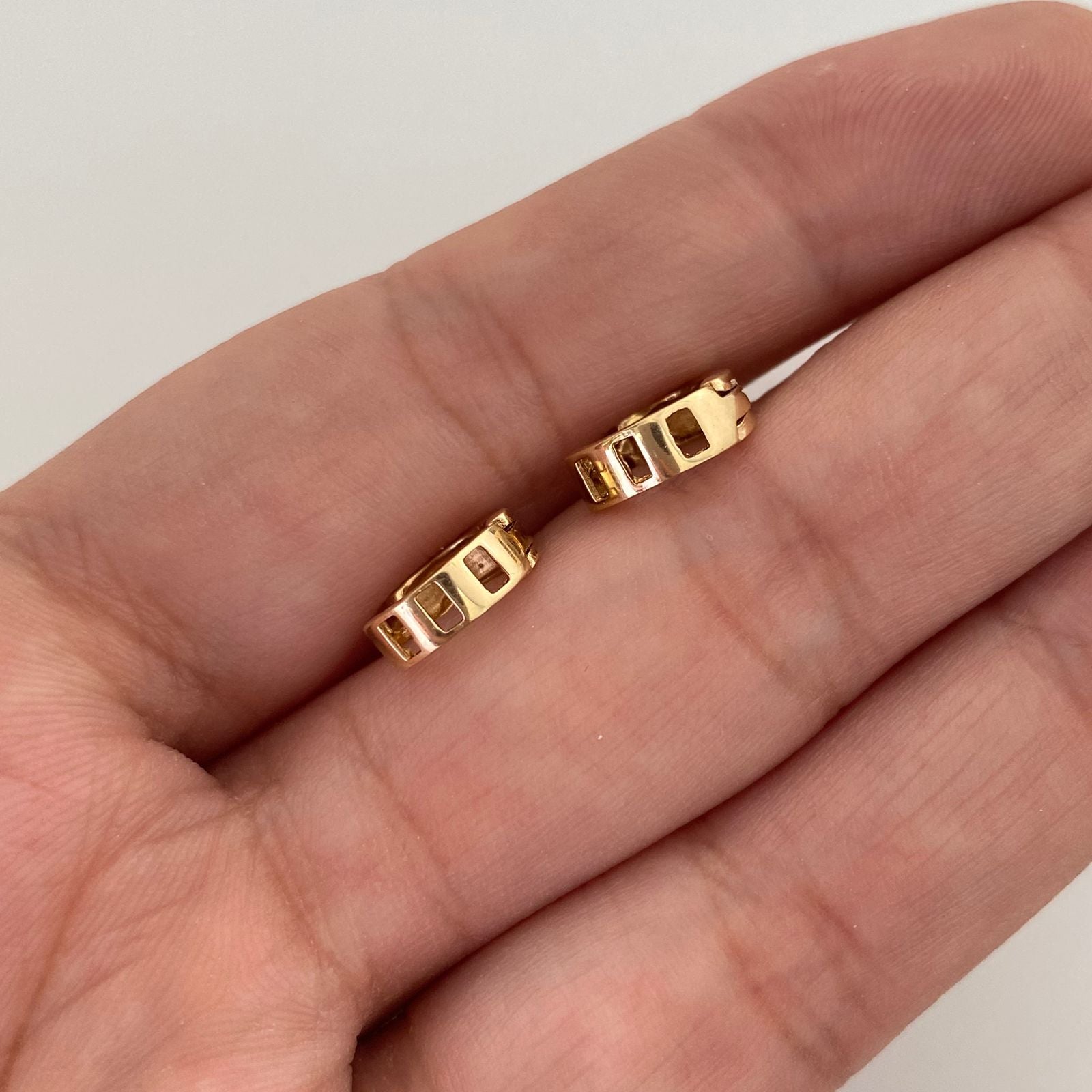 Candonga Candonga Tipo Huggies  Oro amarillo 18k 1,75 Gr / 0,8 Cm